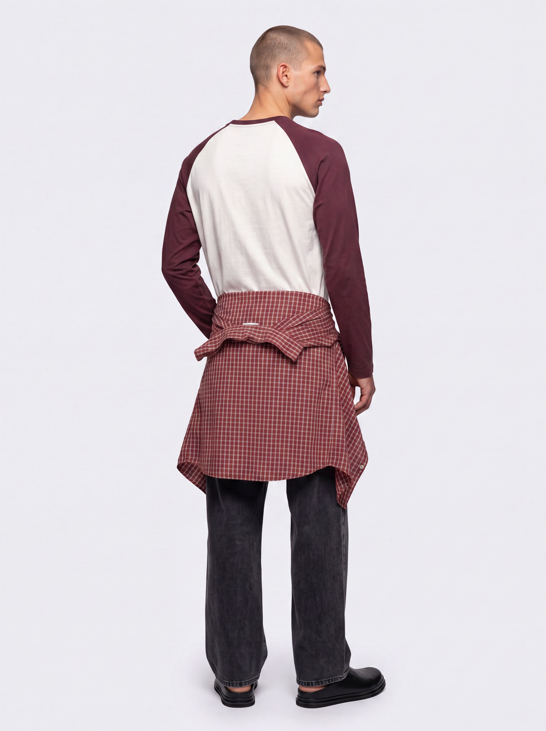 model_shot-back