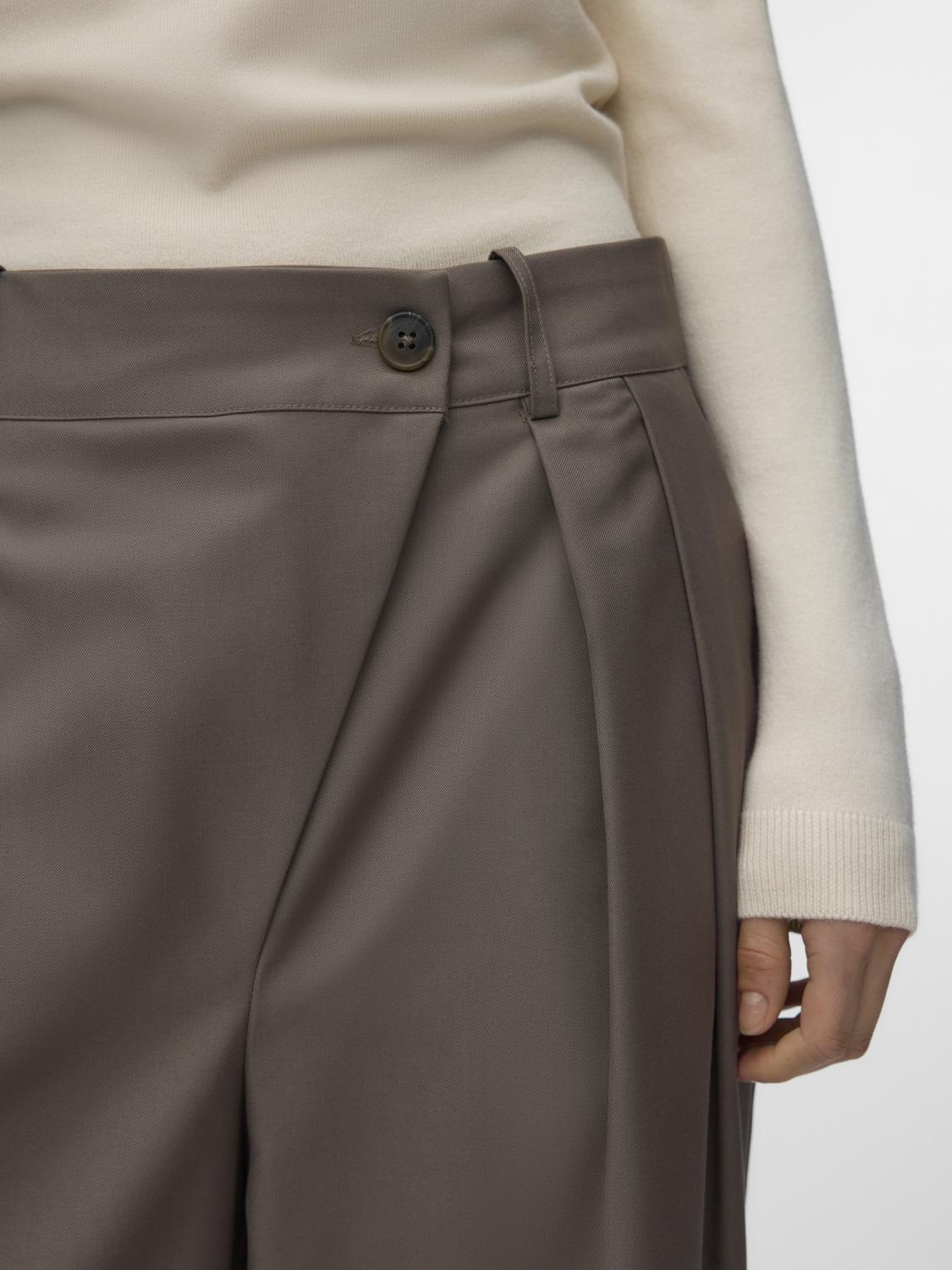 model_shot-detail
