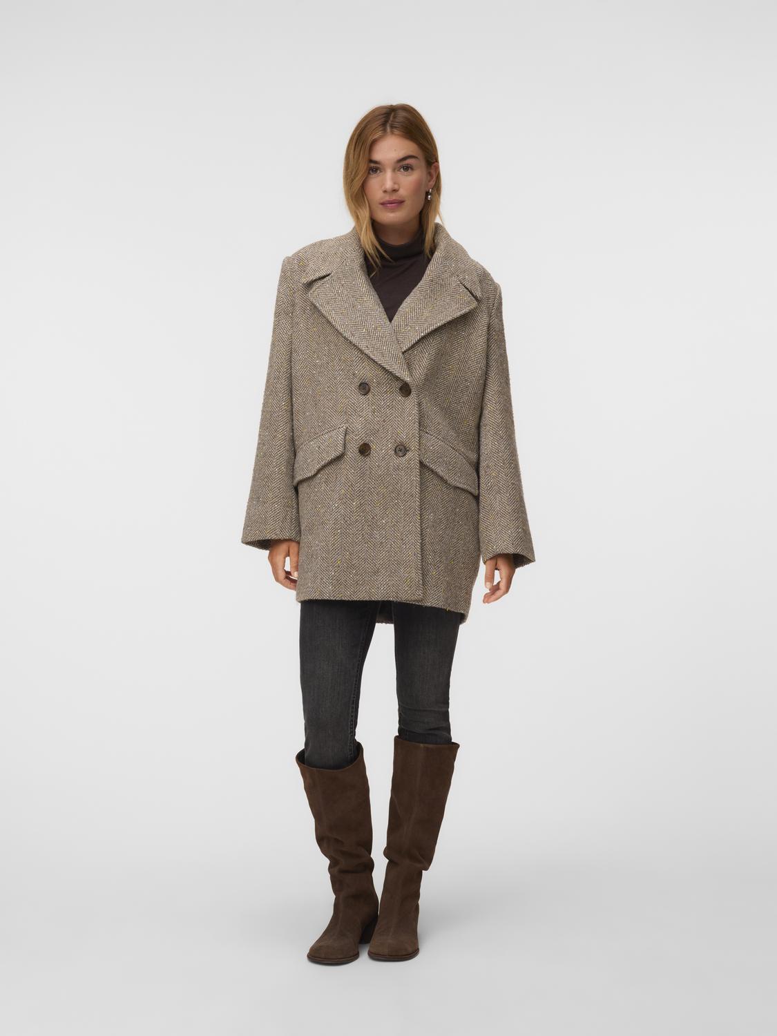 model_shot-front