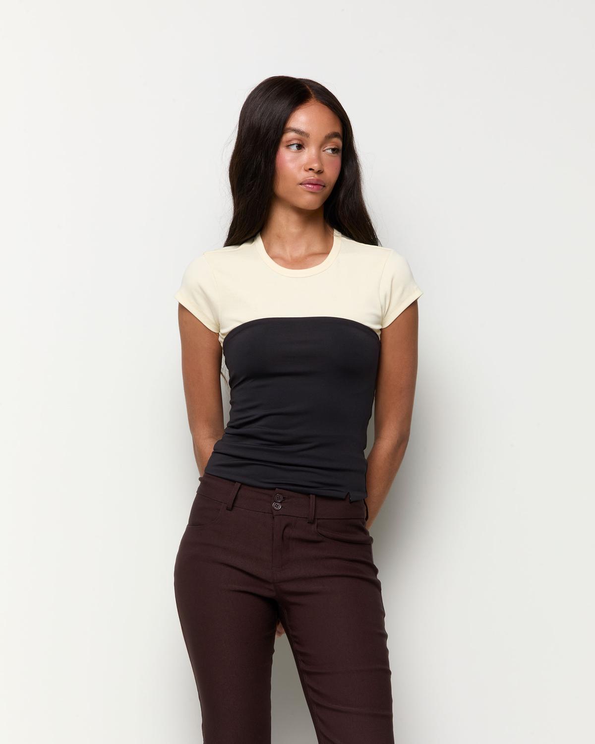 model_shot-front