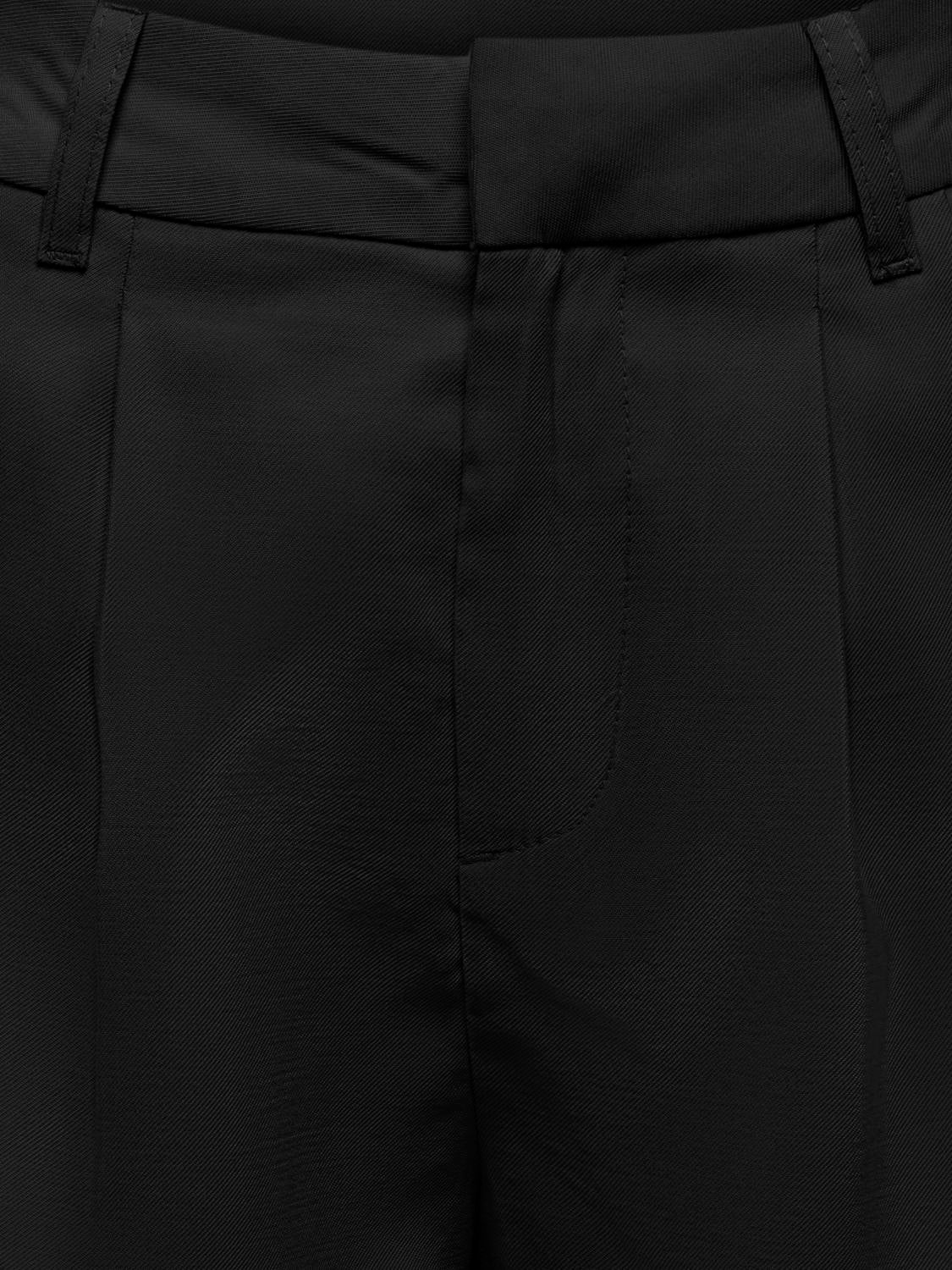 model_shot-detail