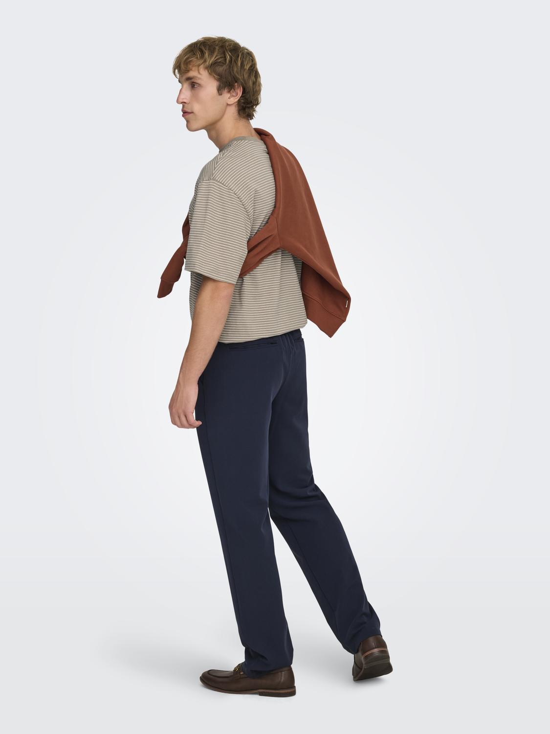 model_shot-back