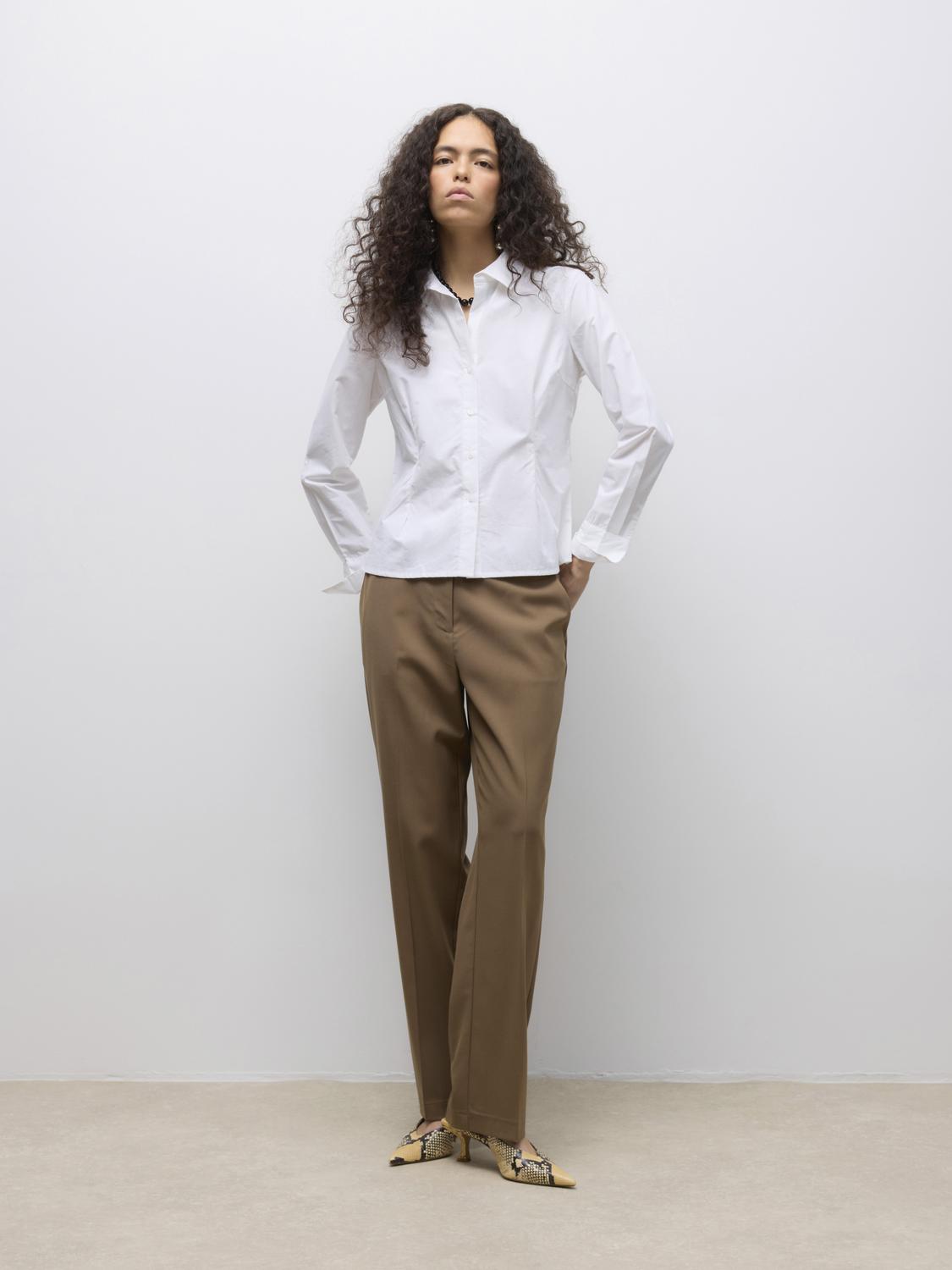 model_shot-front