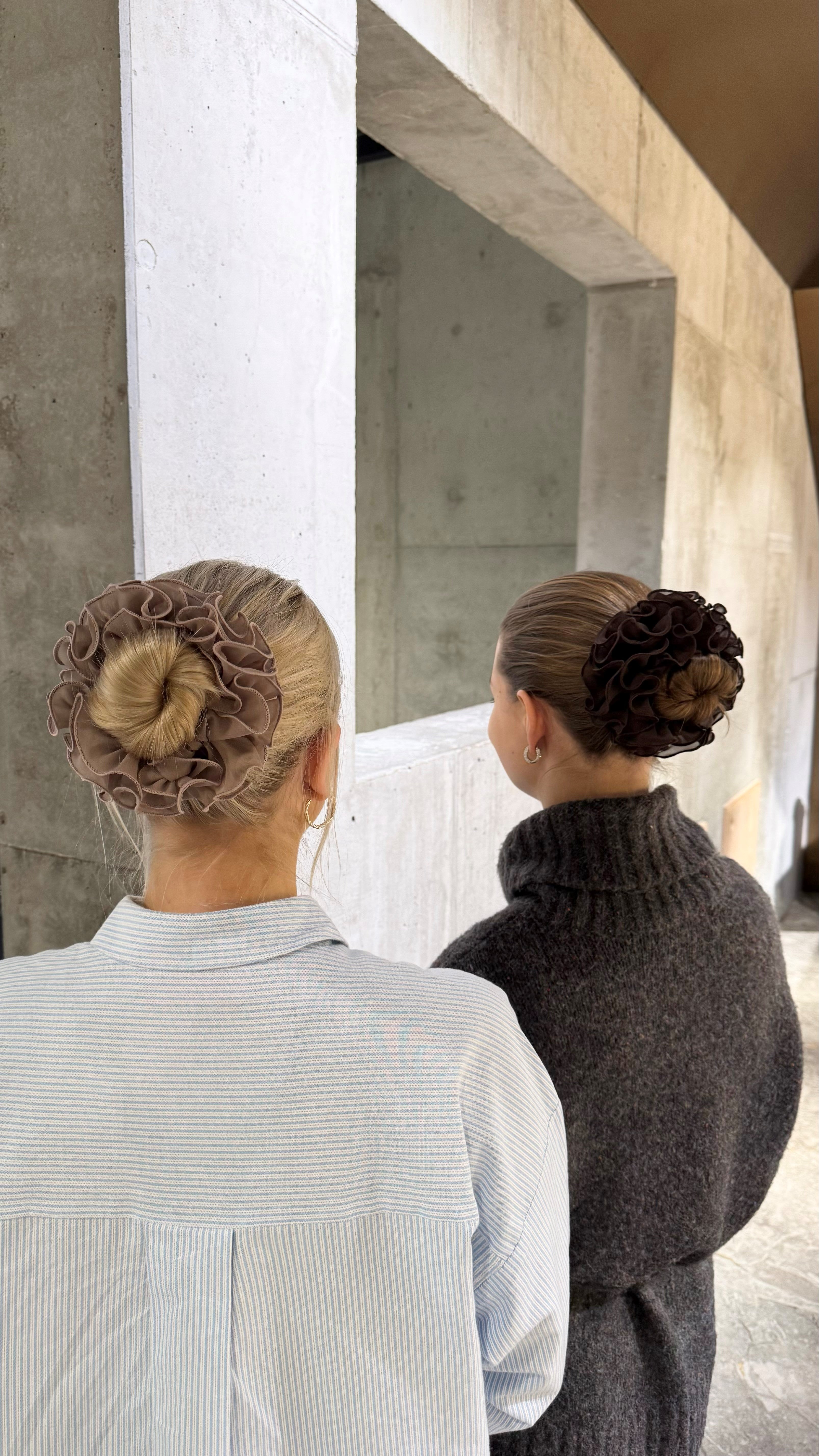 Mavis Scrunchie -Ivory