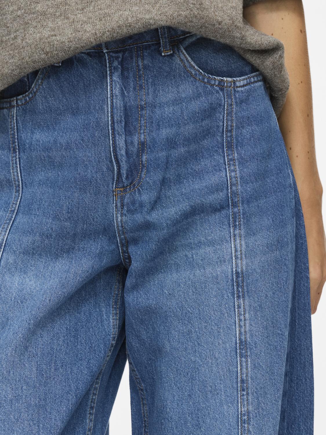 model_shot-detail