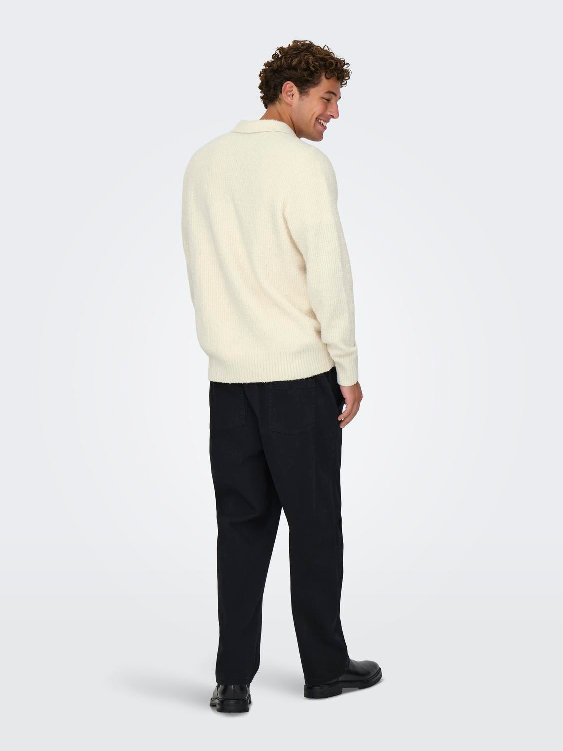 model_shot-back