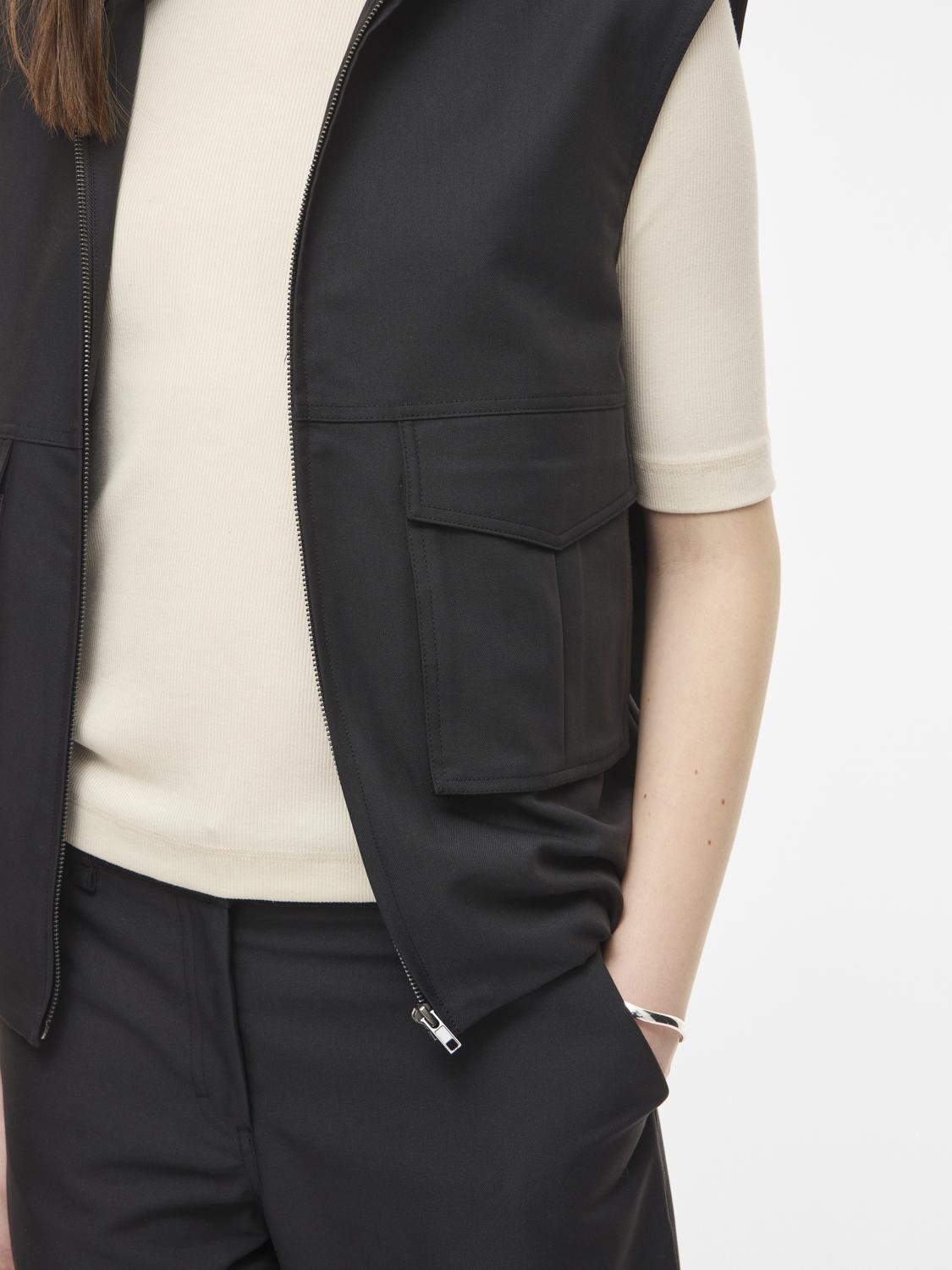 model_shot-detail