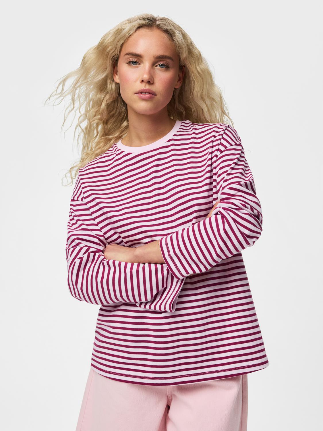 model_shot-front