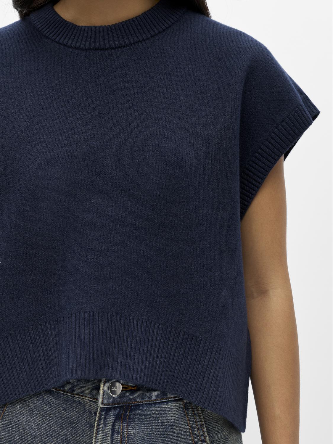 model_shot-detail