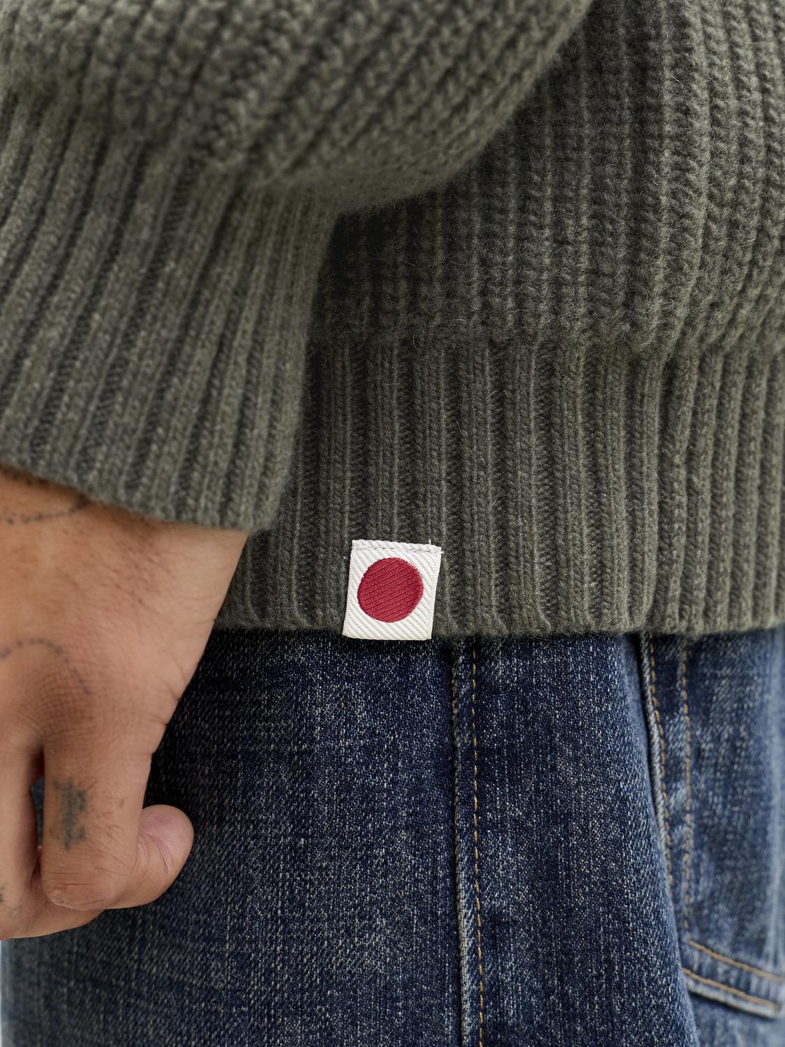 model_shot-detail