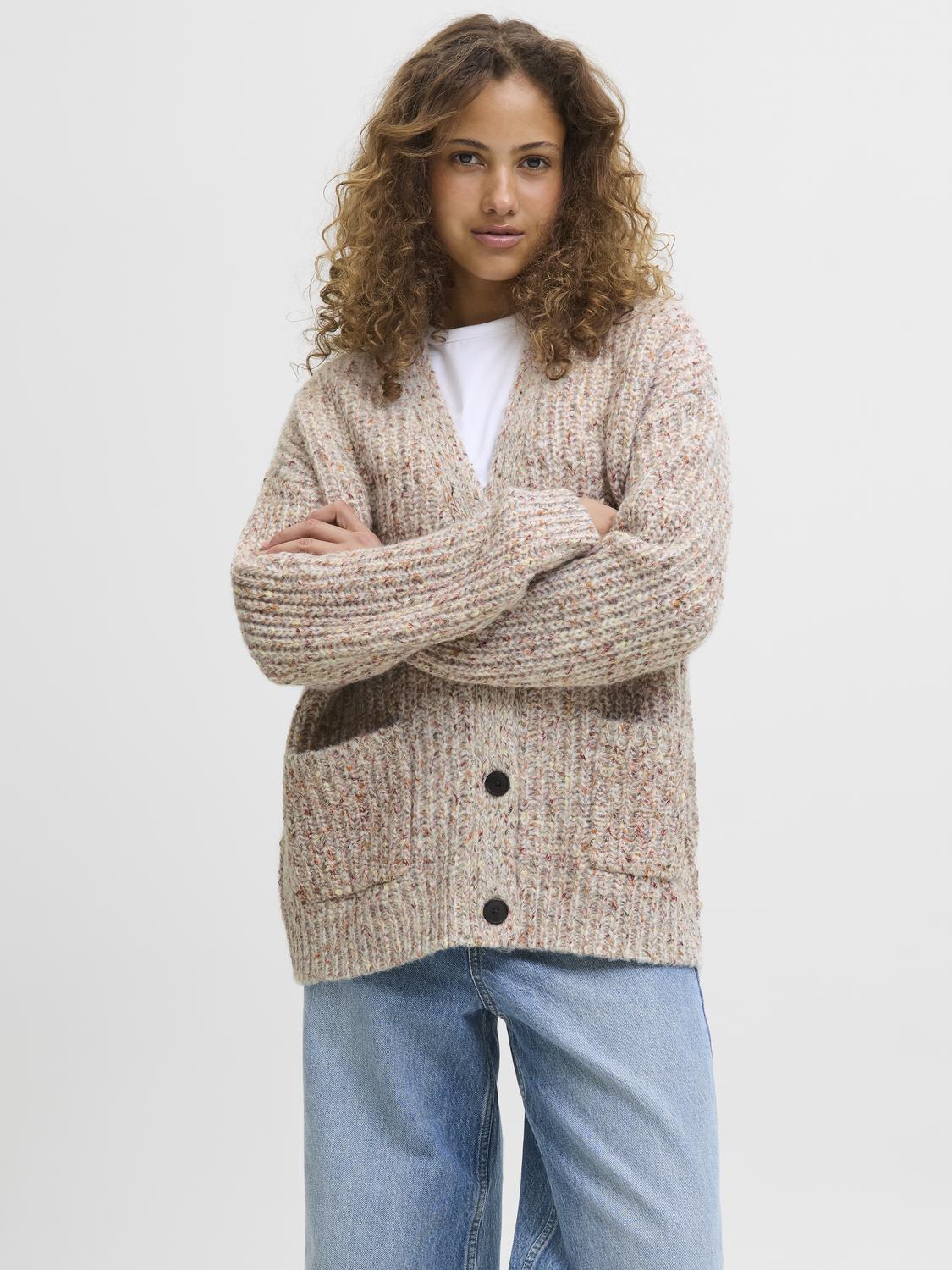 model_shot-front
