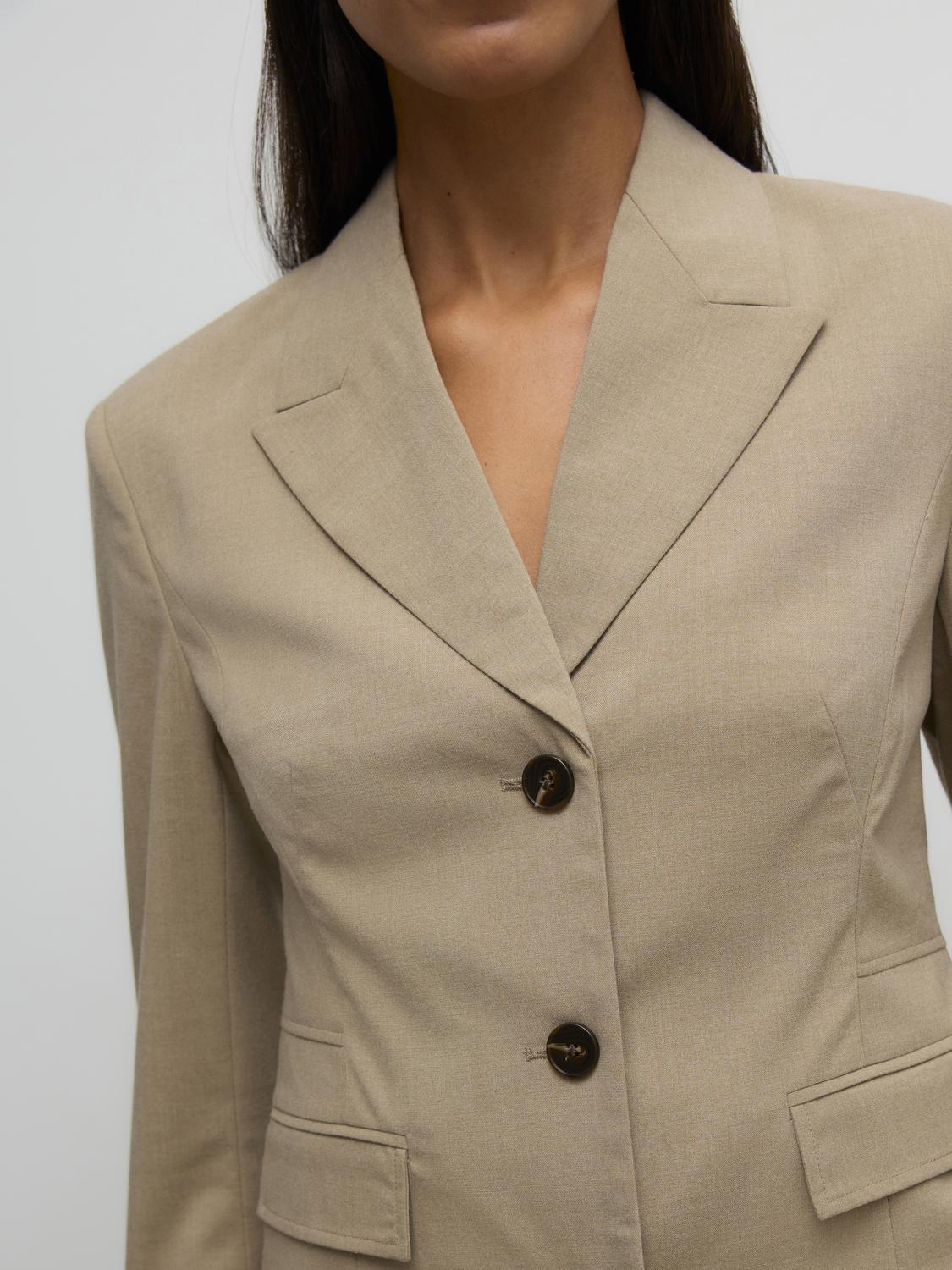 model_shot-detail