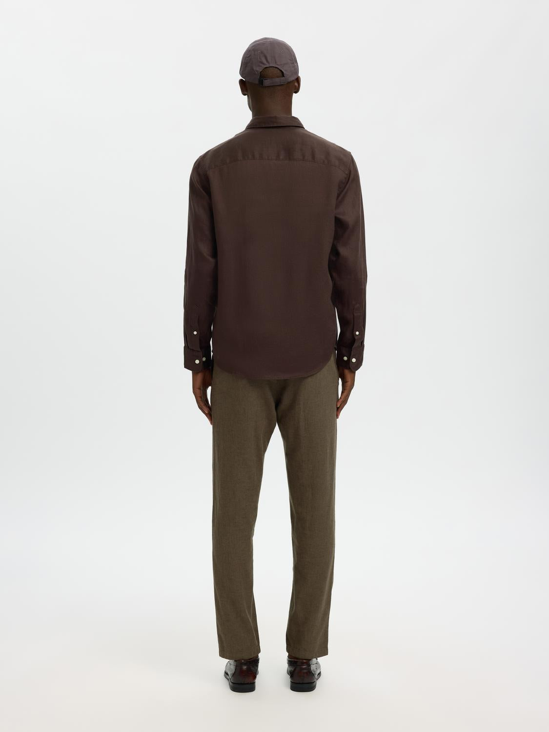 model_shot-back