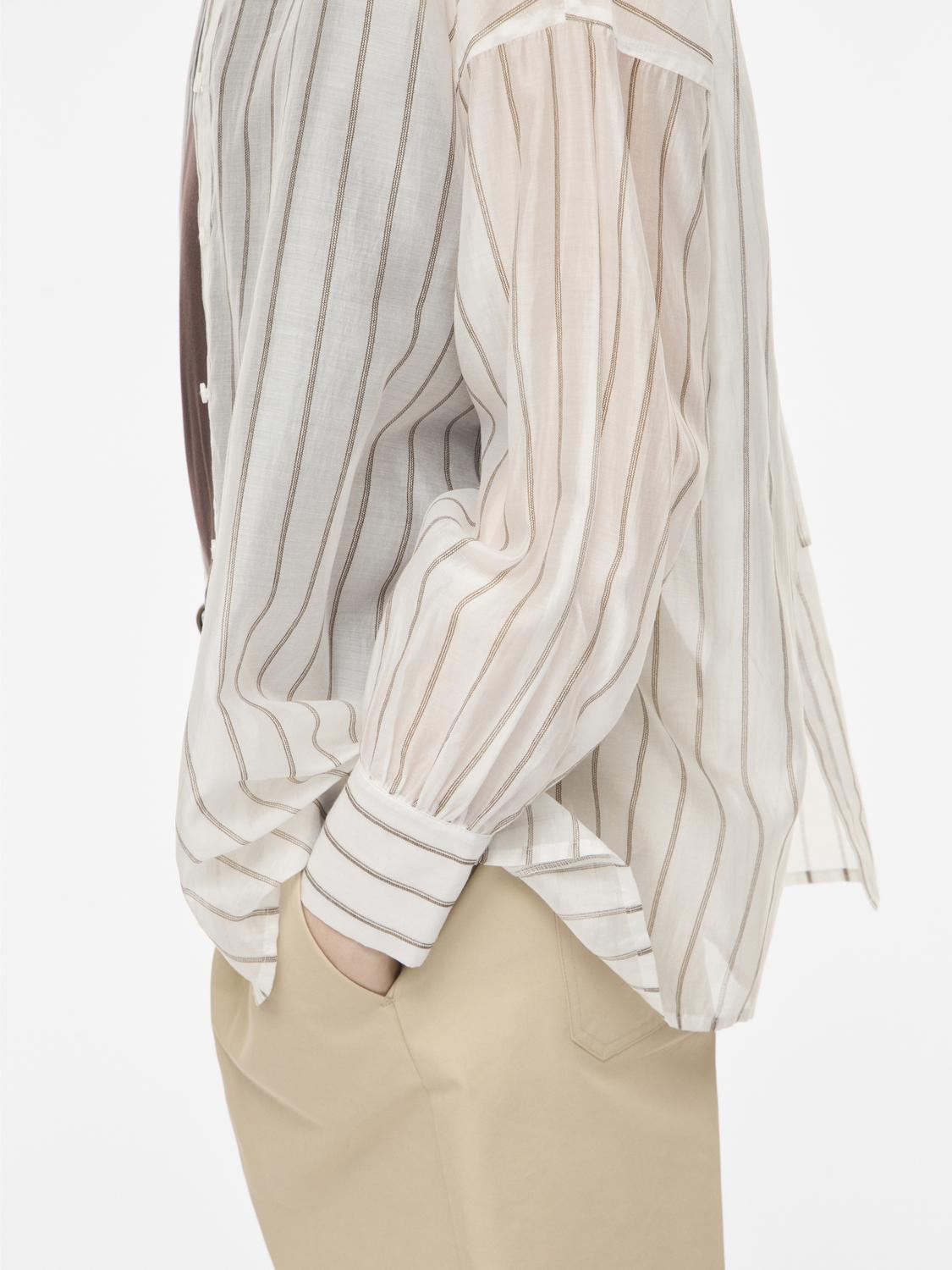 model_shot-detail