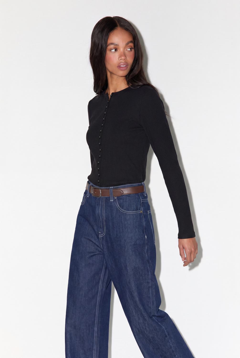 model_shot-front_full