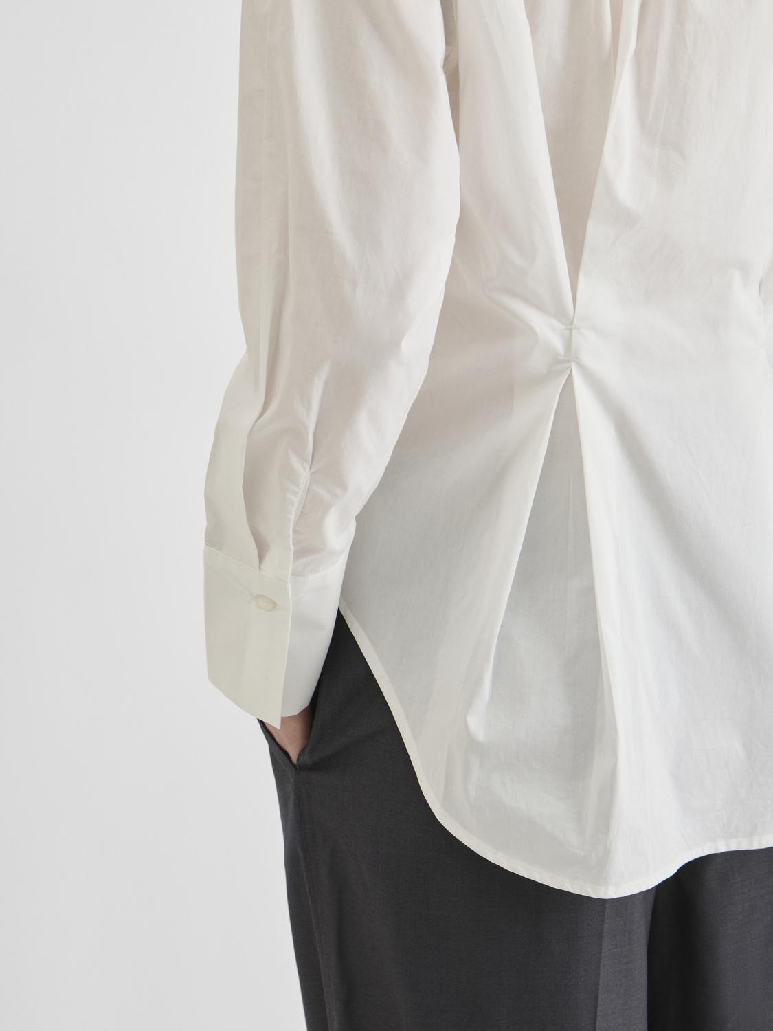 model_shot-detail