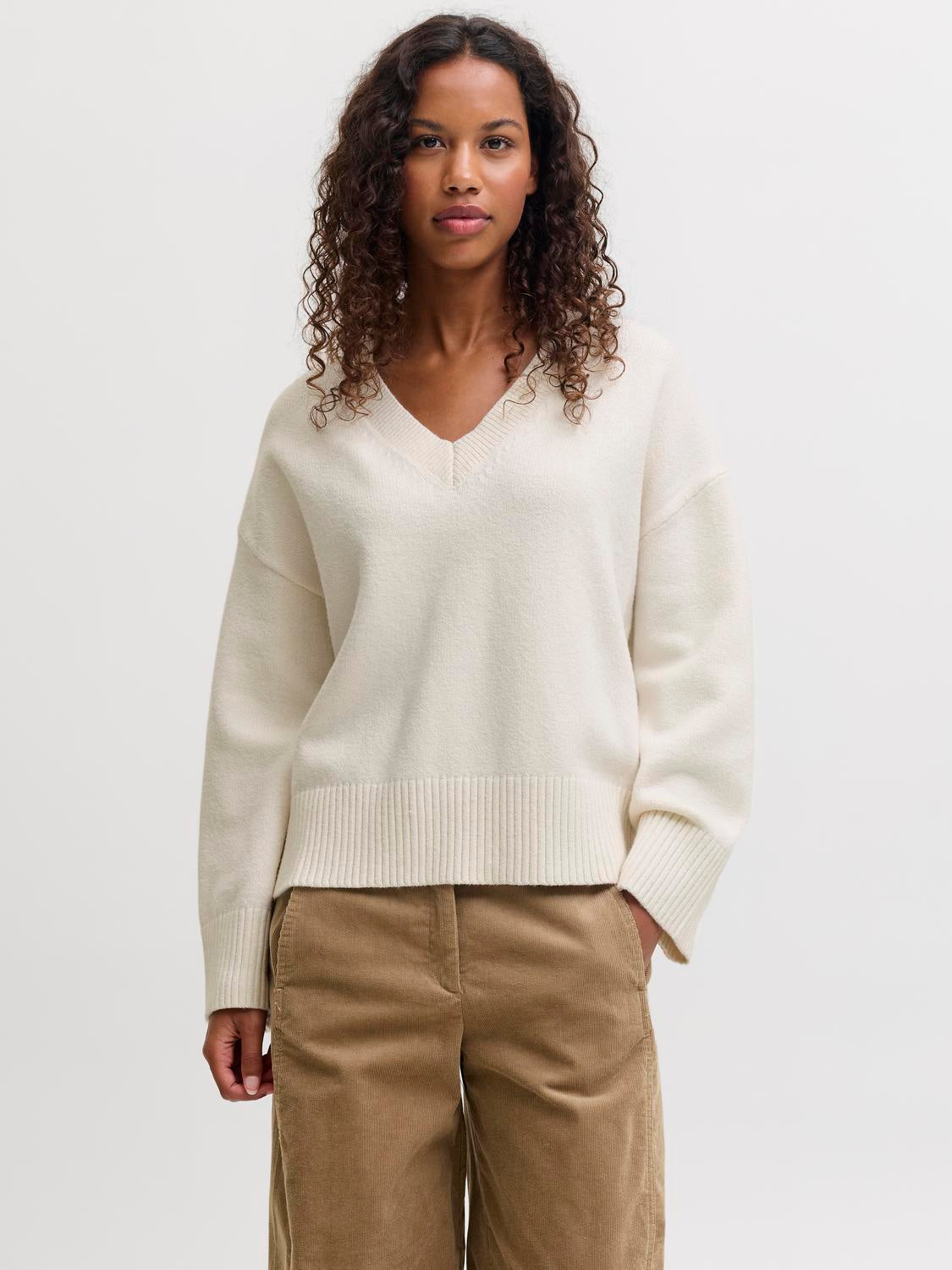 model_shot-front