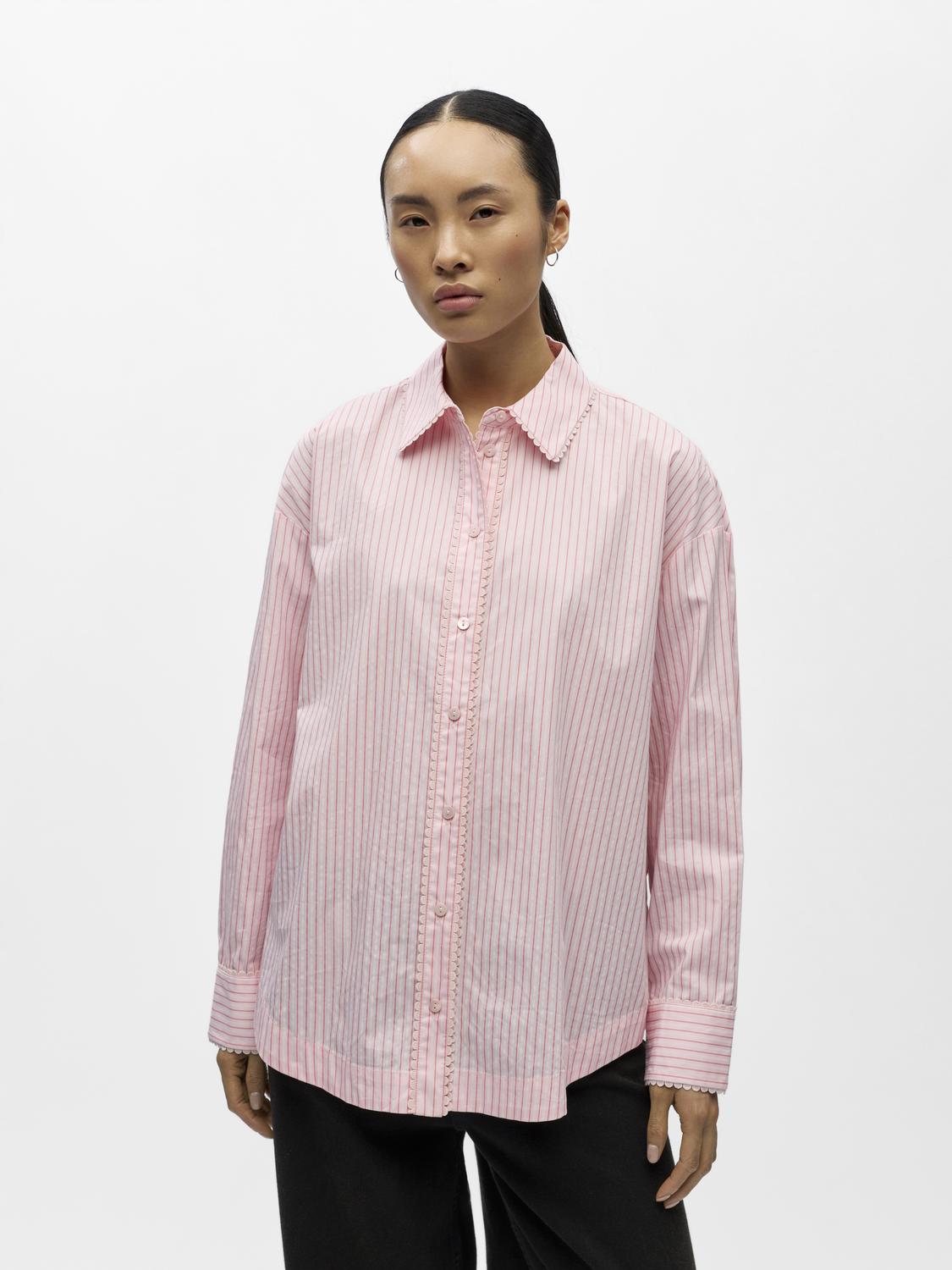 model_shot-front