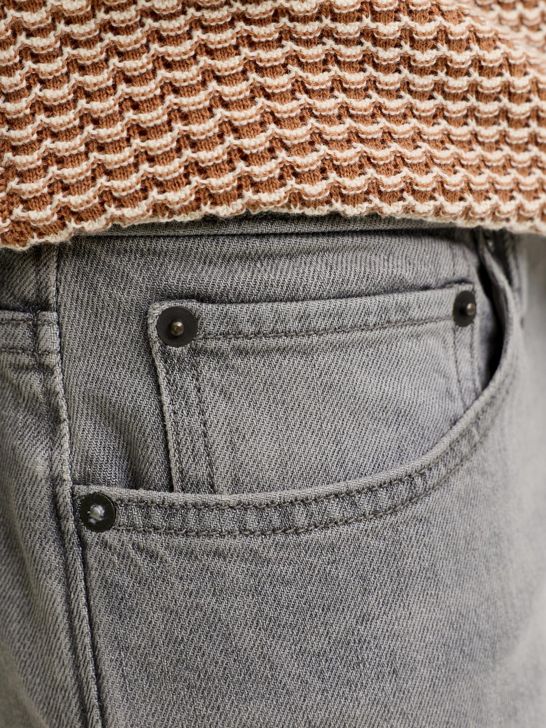 model_shot-detail