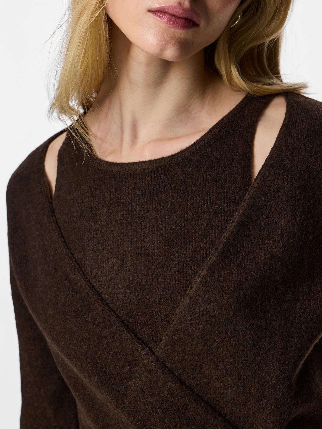model_shot-detail