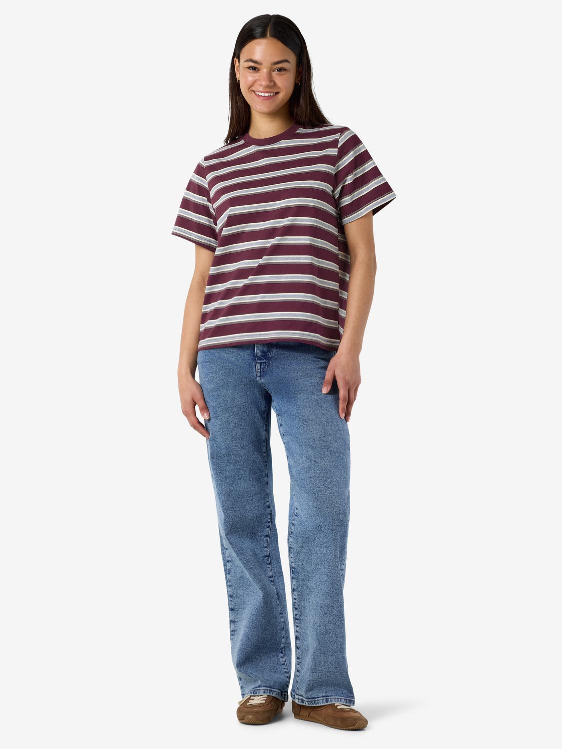 model_shot-back