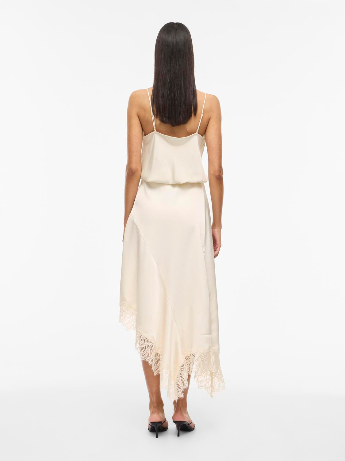 model_shot-back