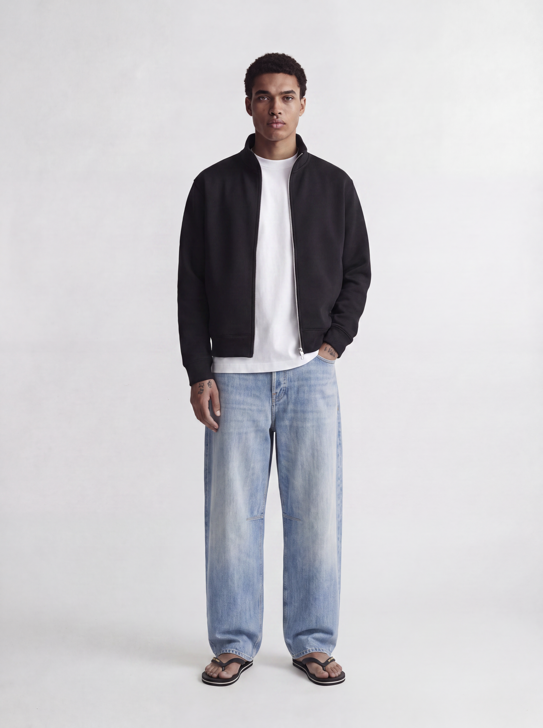model_shot-front_full