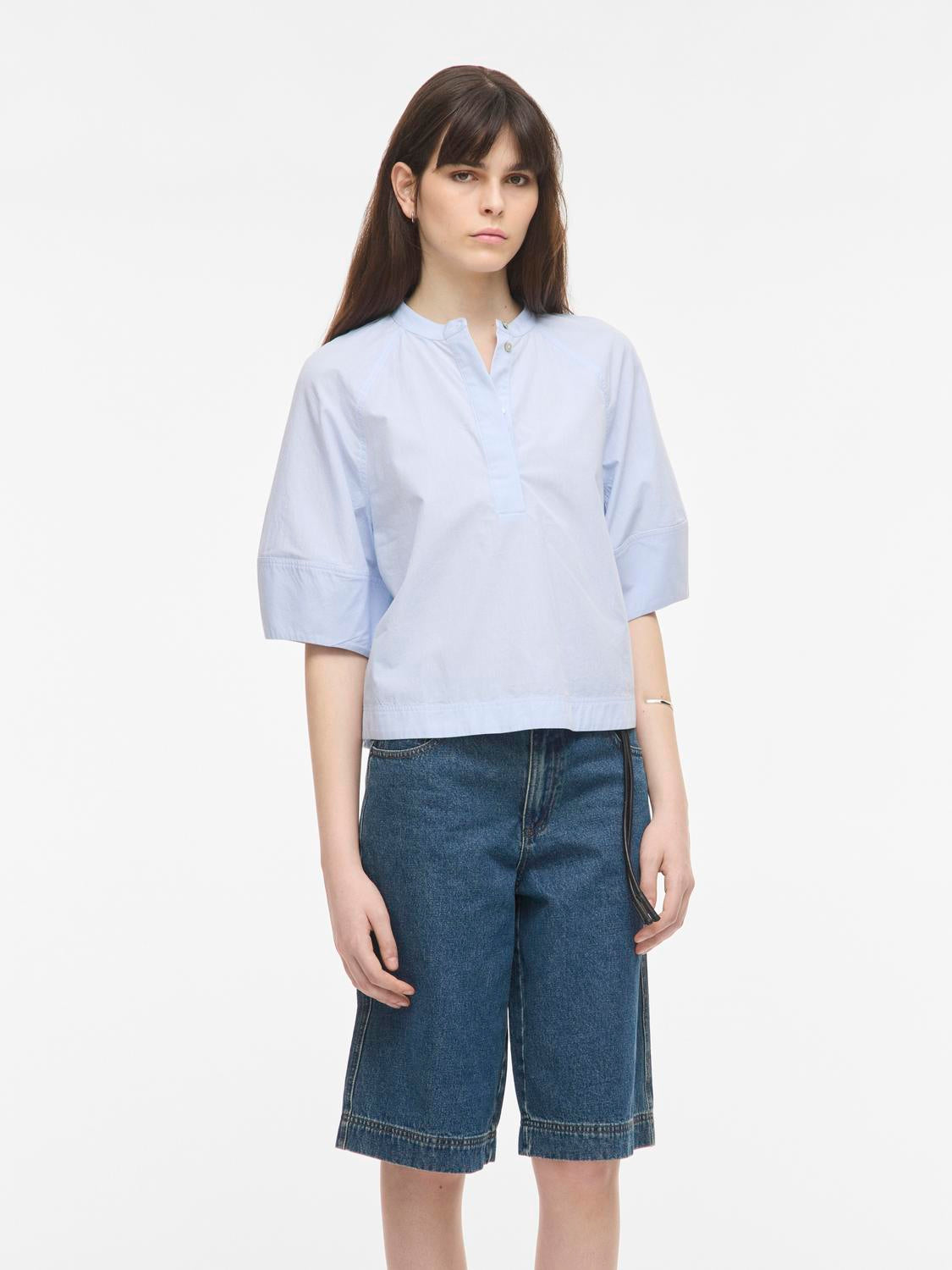 model_shot-front