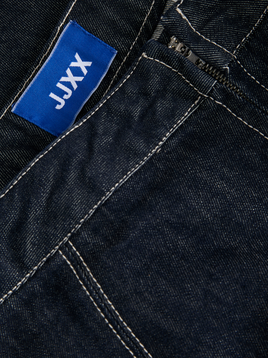 model_shot-detail