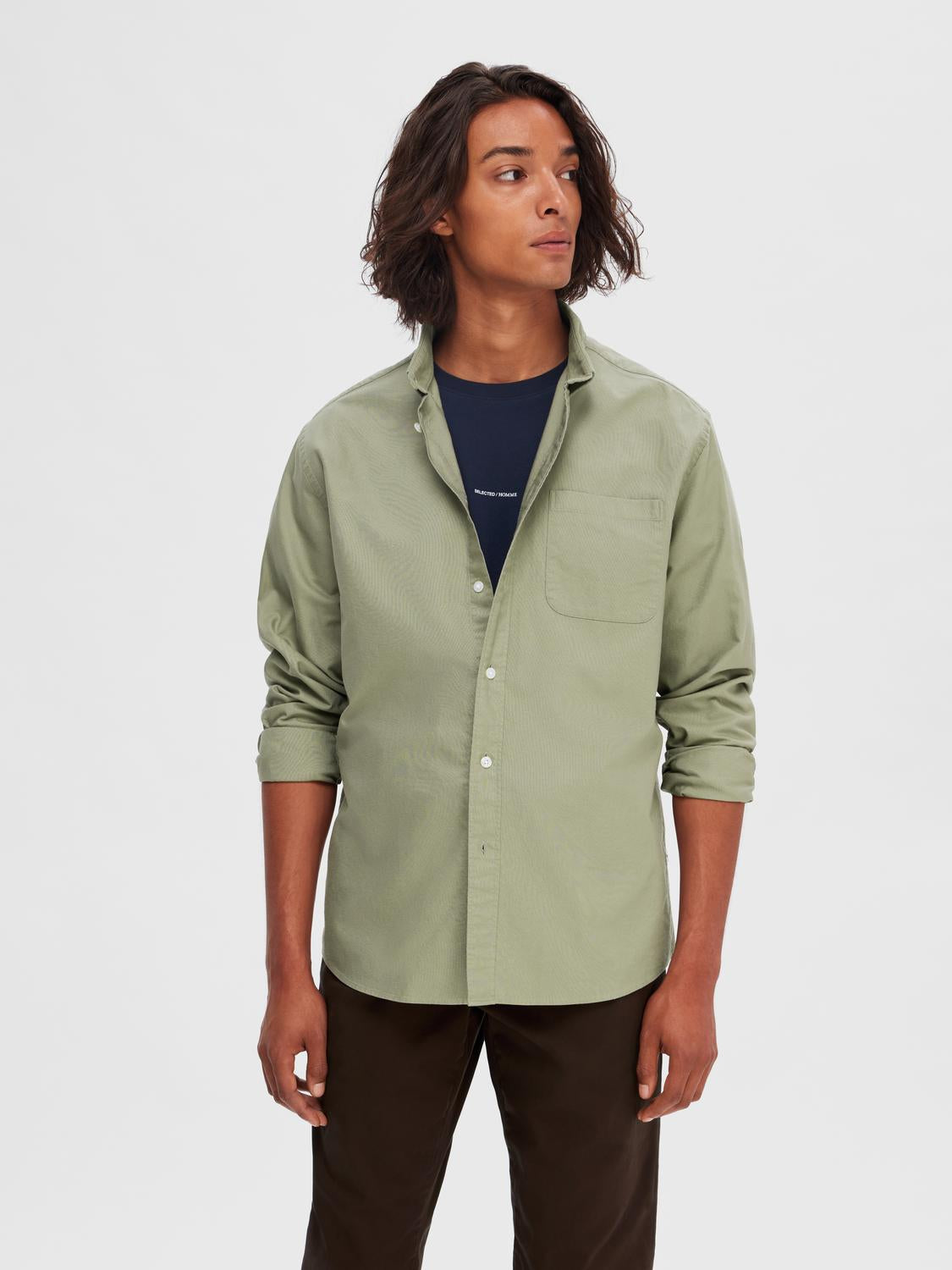 model_shot-front