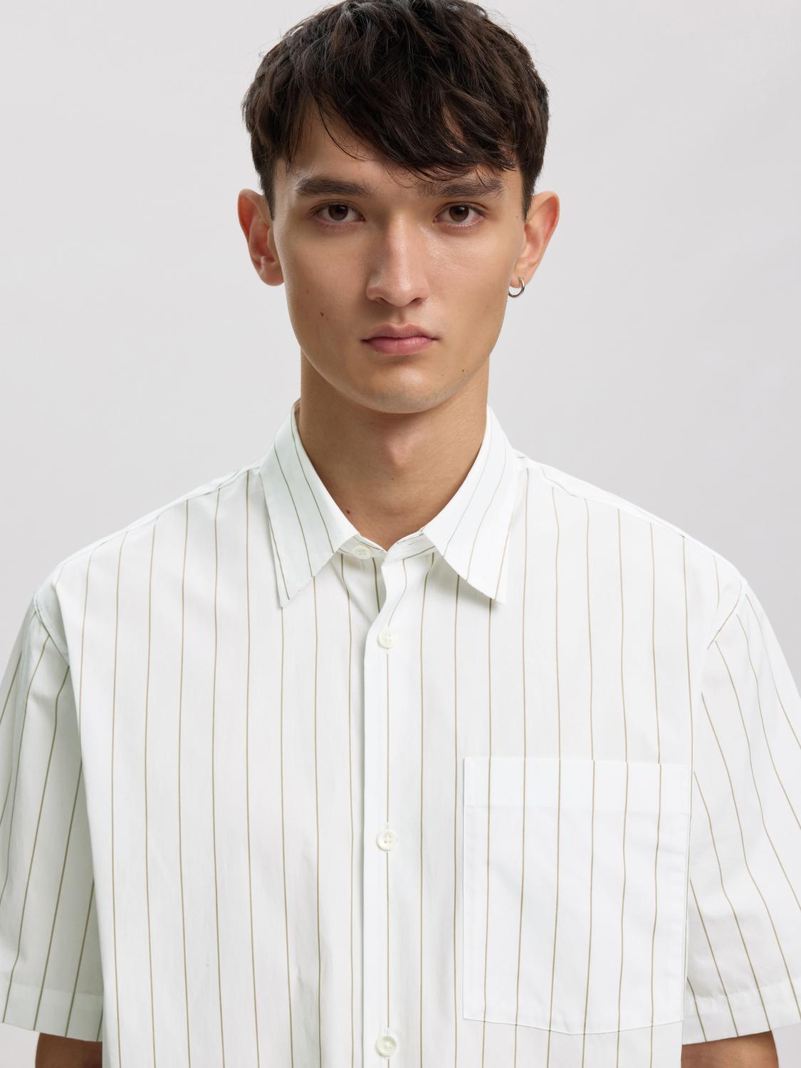 model_shot-detail