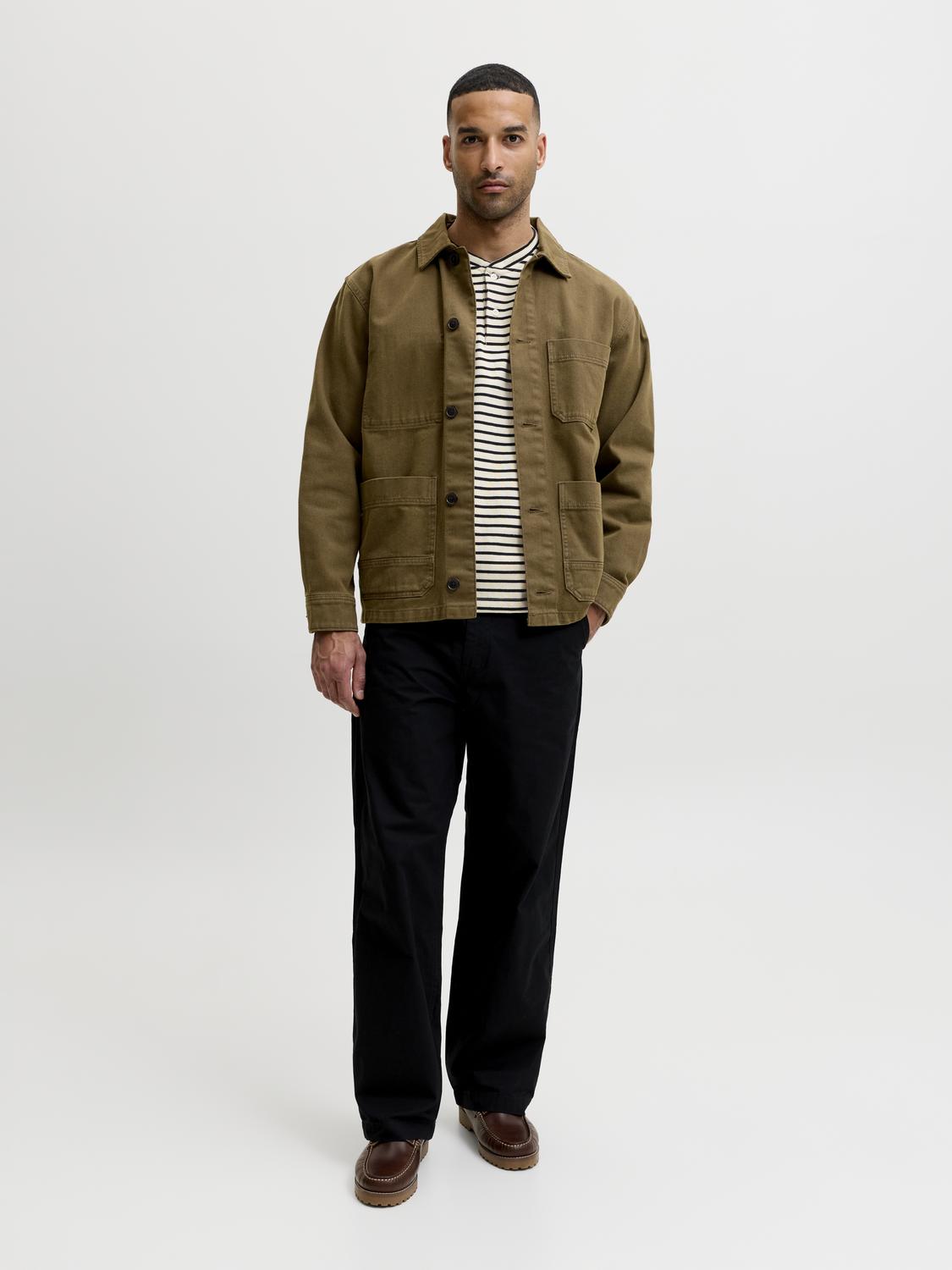 model_shot-front_full
