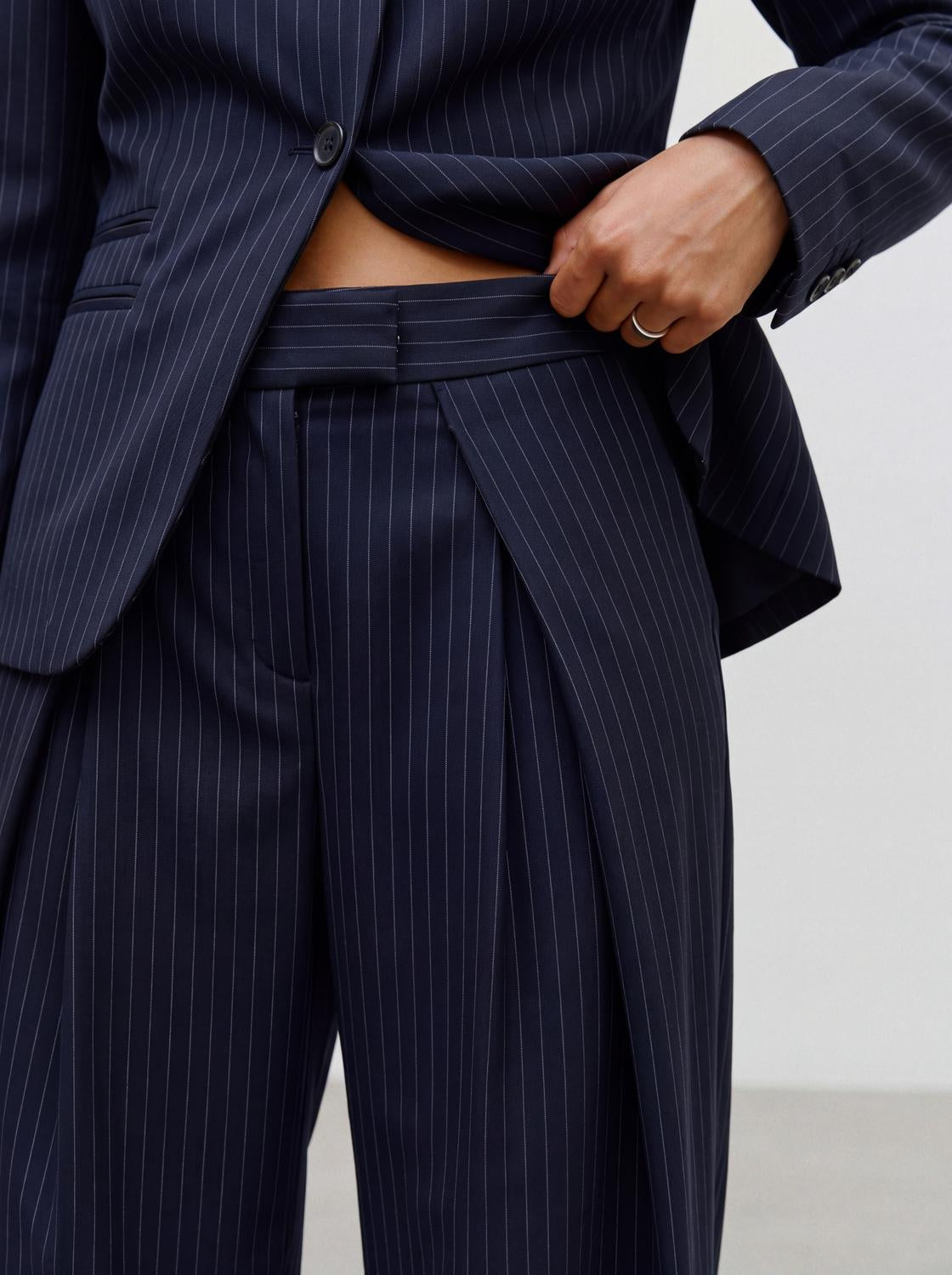 model_shot-detail