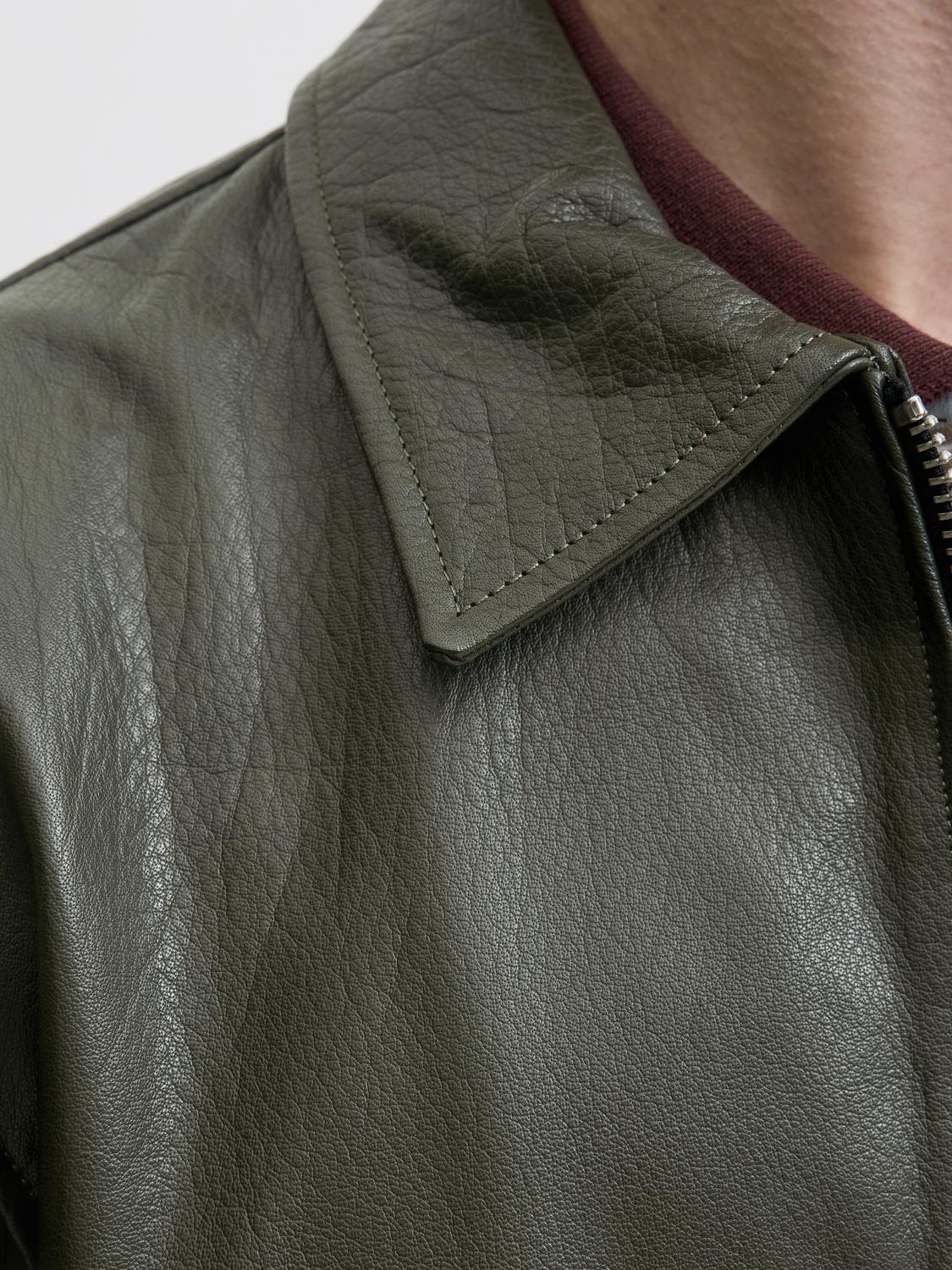 model_shot-detail