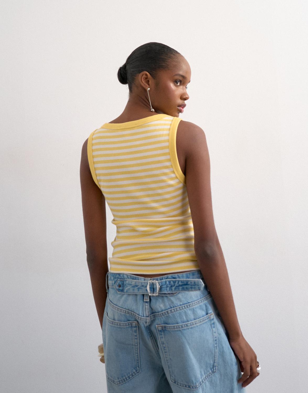 model_shot-back