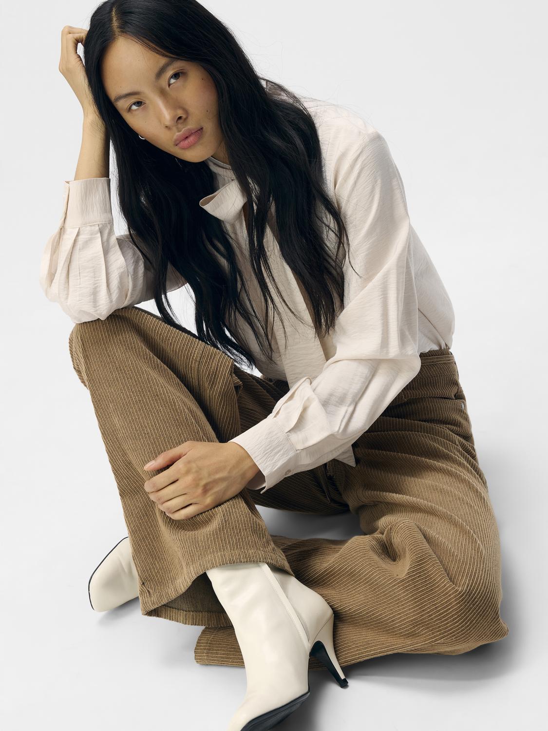 model_shot-detail