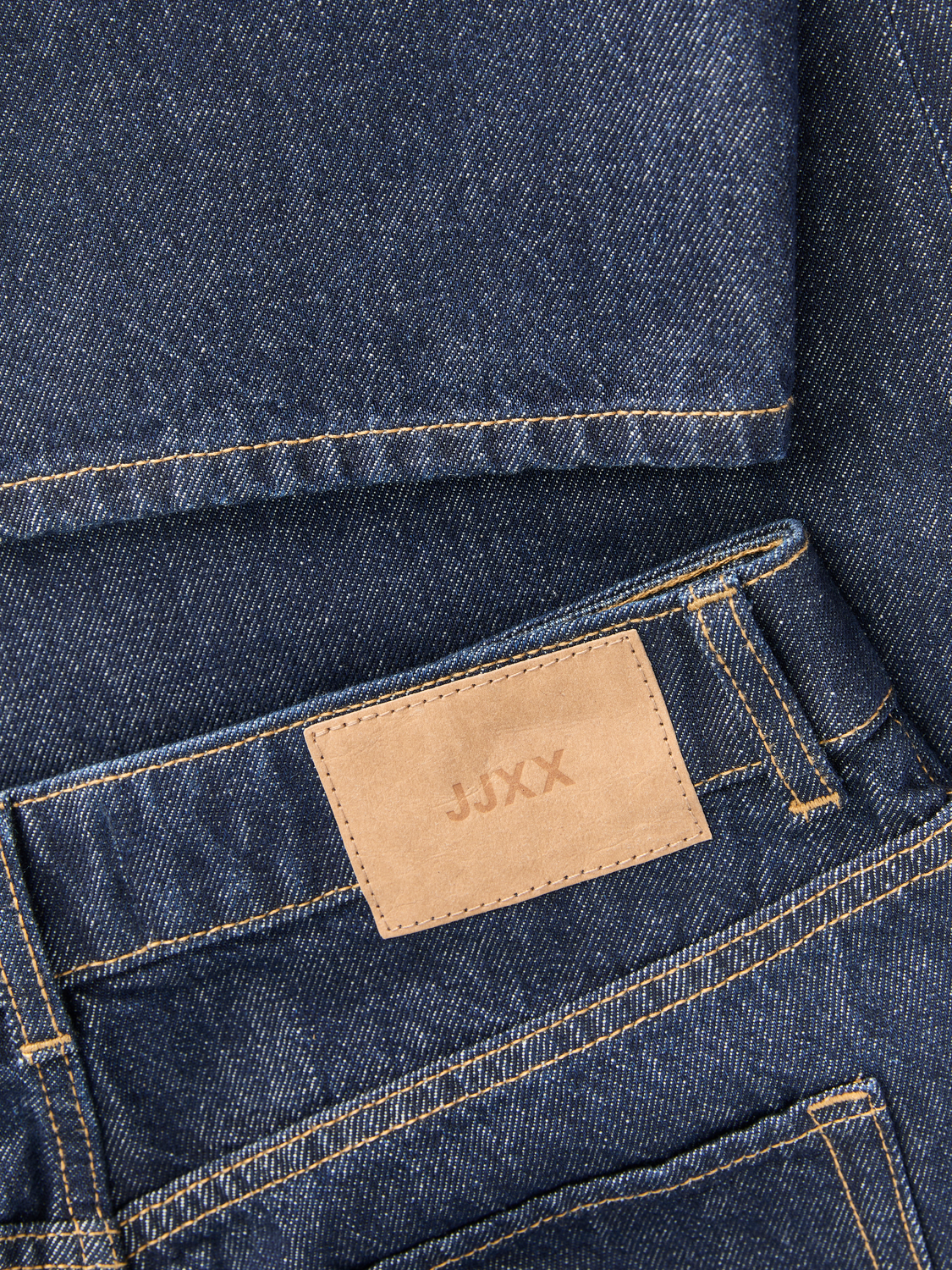 model_shot-detail