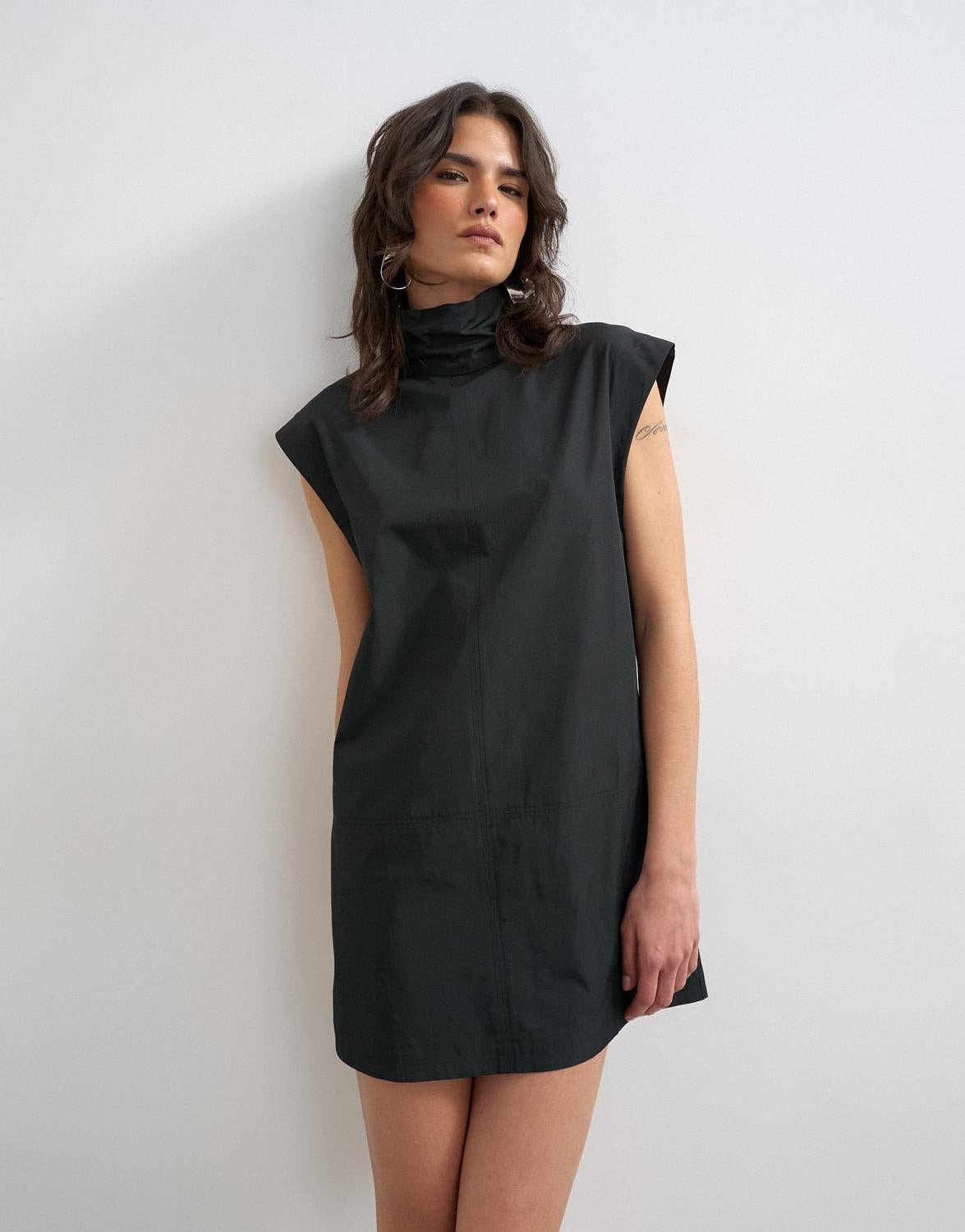 model_shot-detail