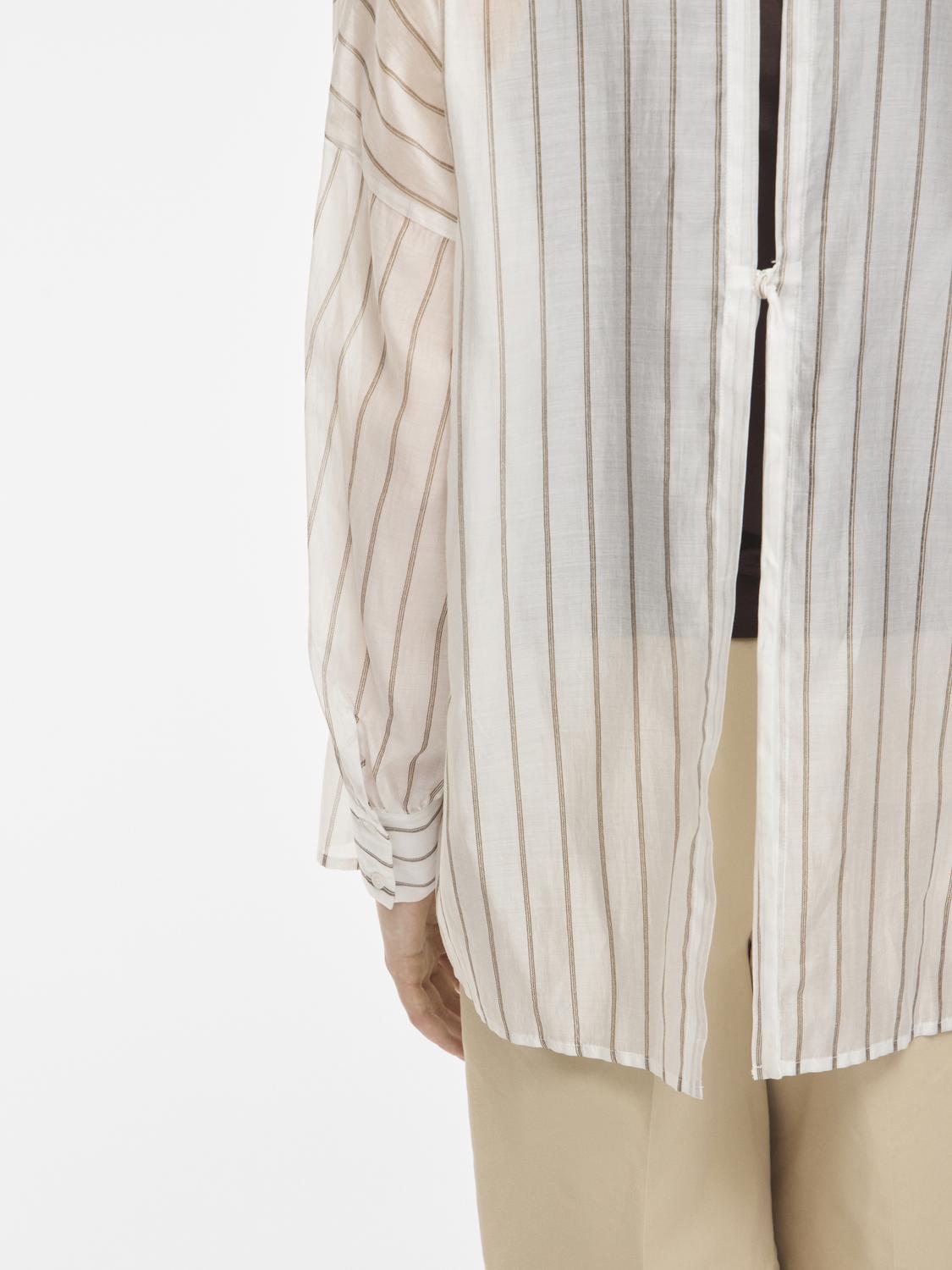 model_shot-detail
