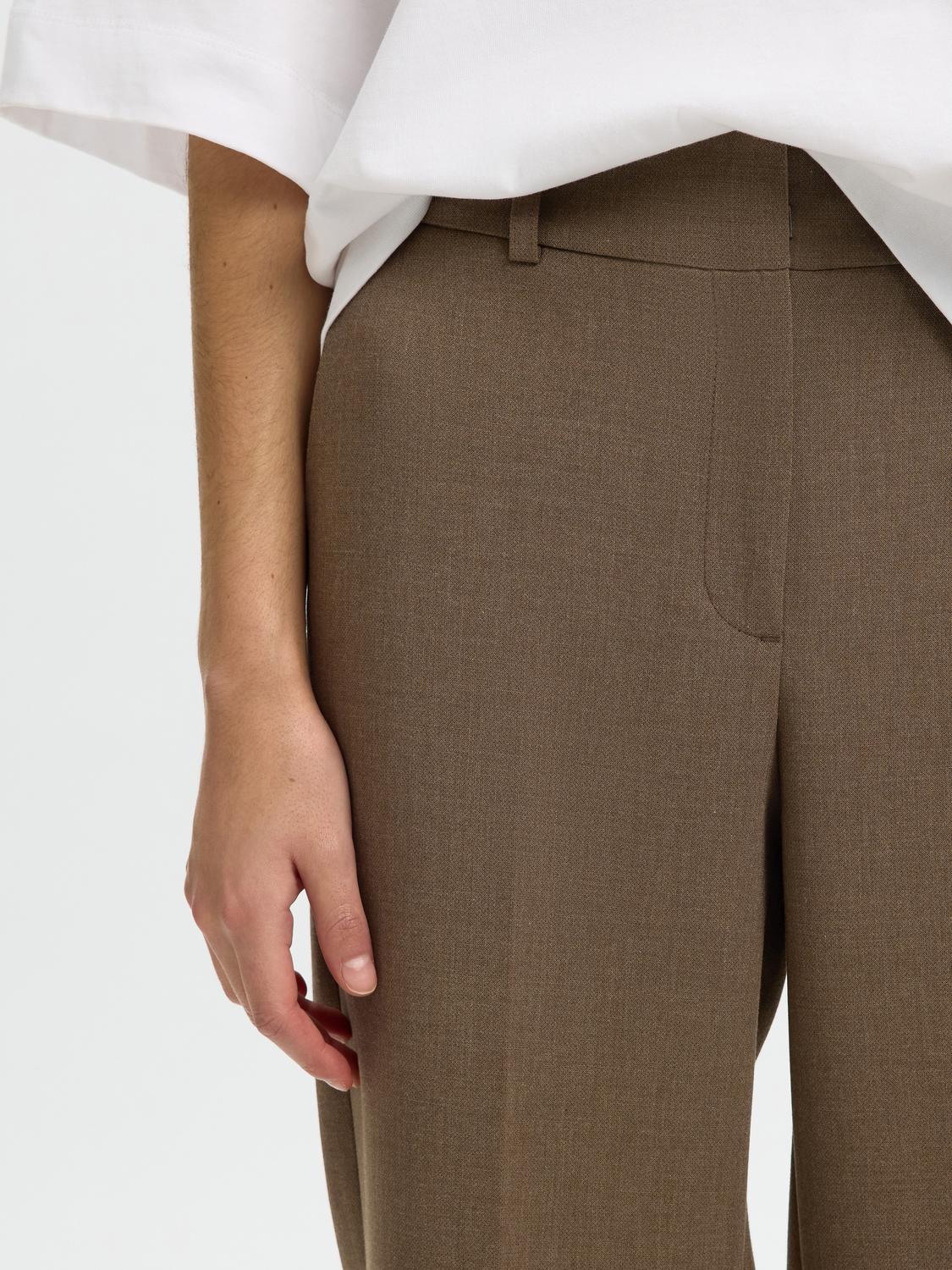 model_shot-detail