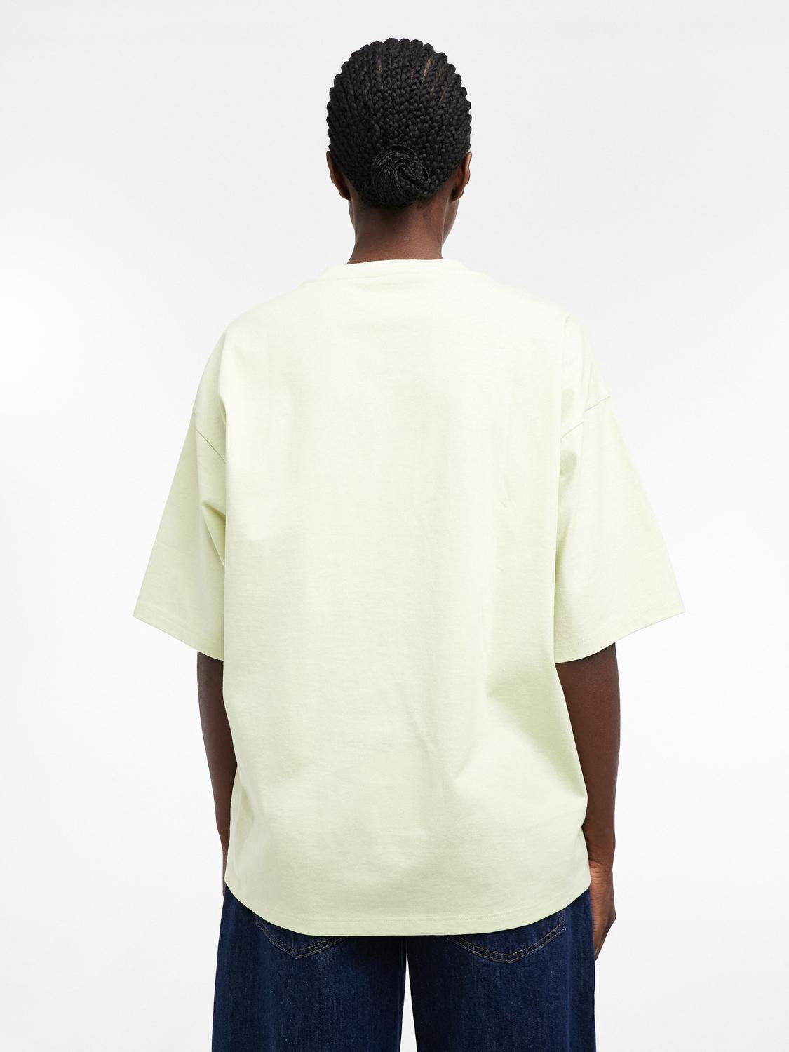 pack_shot-back