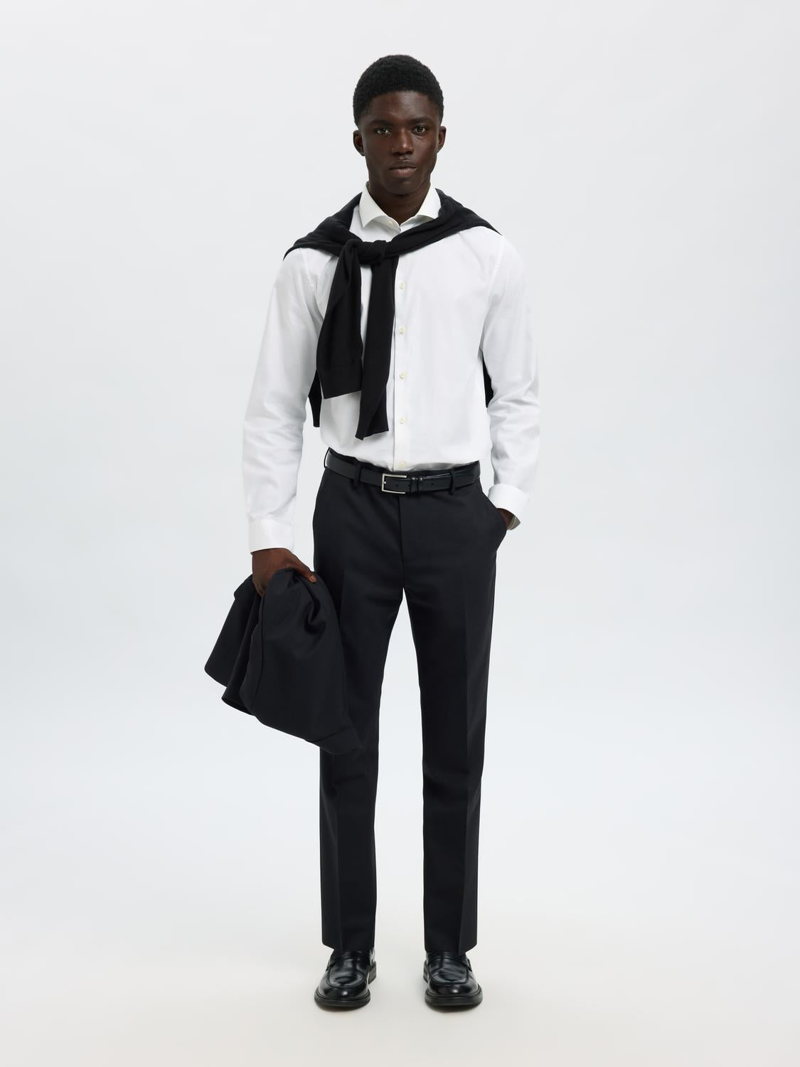 model_shot-creative