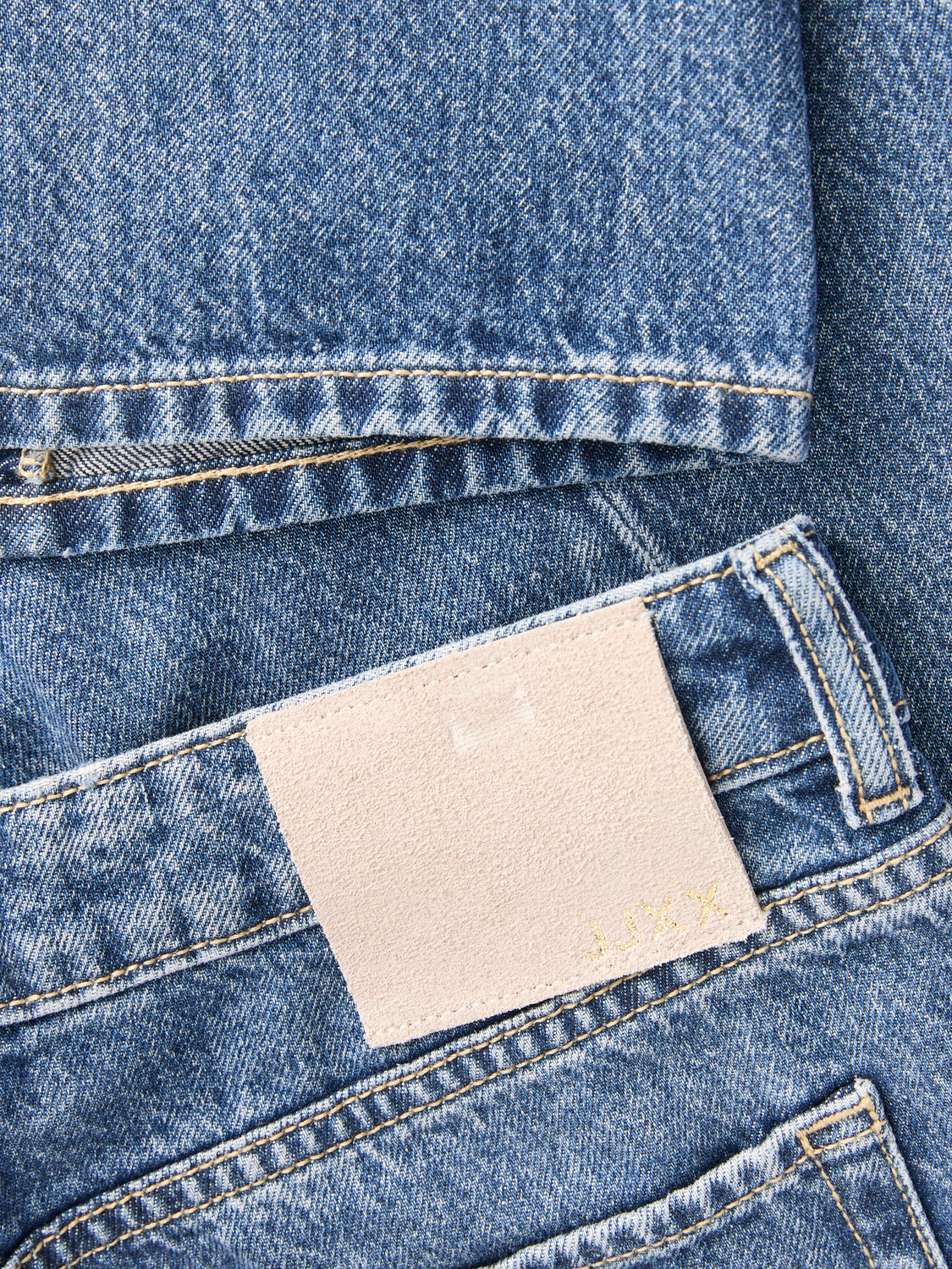 model_shot-detail
