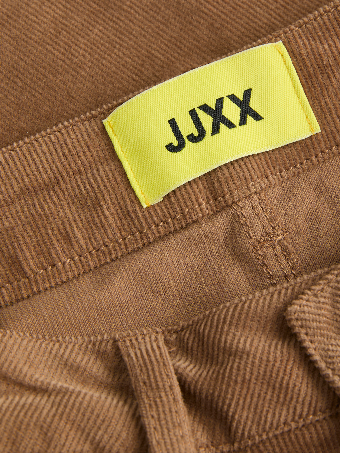 model_shot-detail