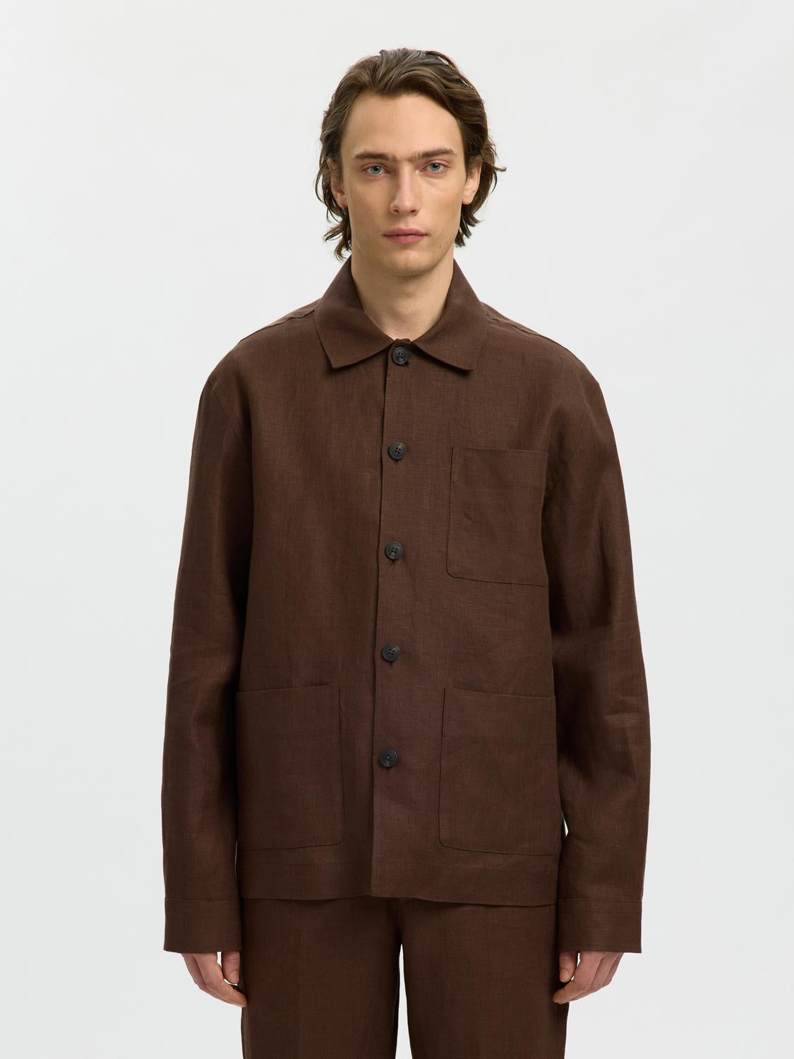 model_shot-front