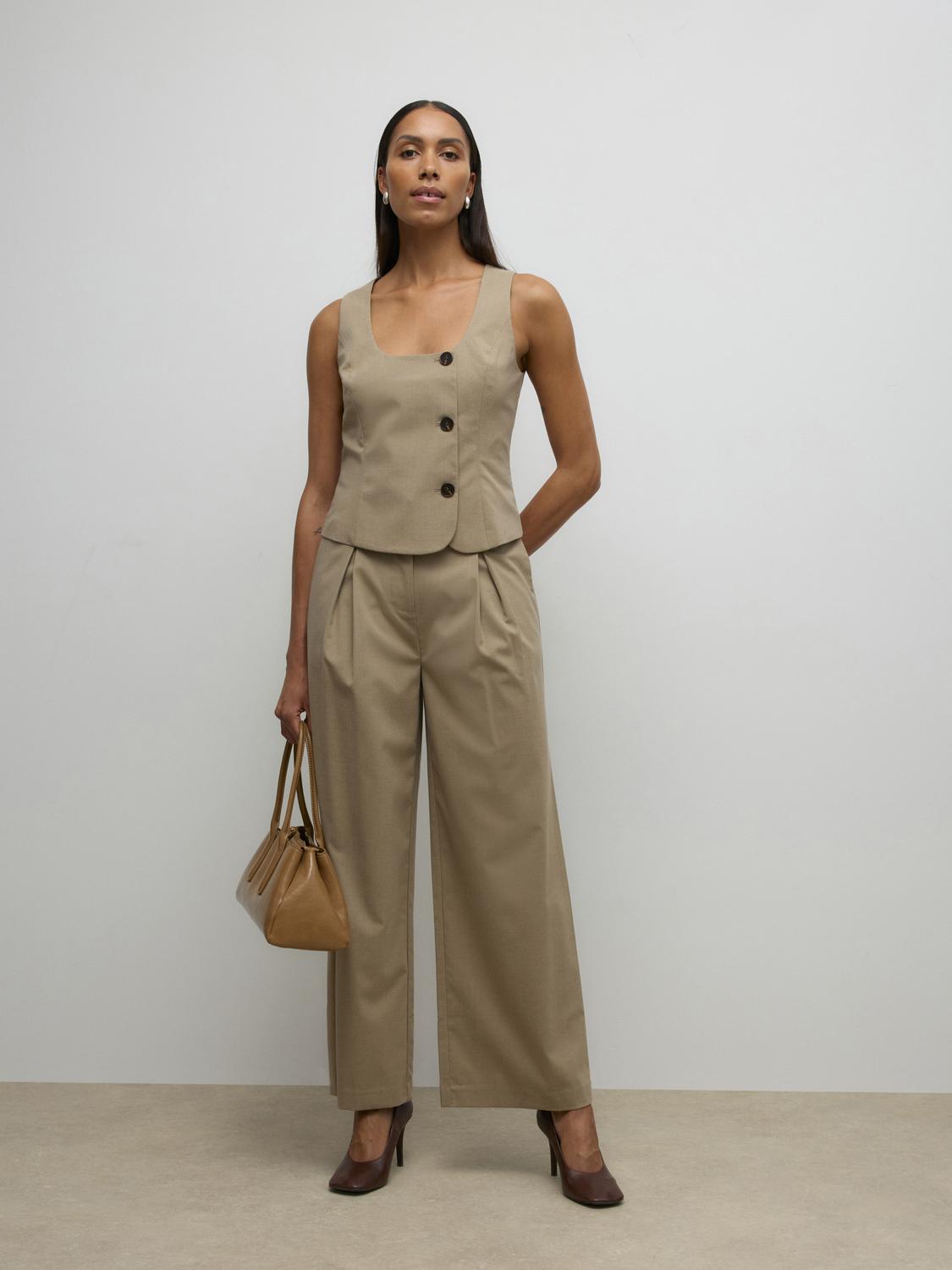model_shot-front