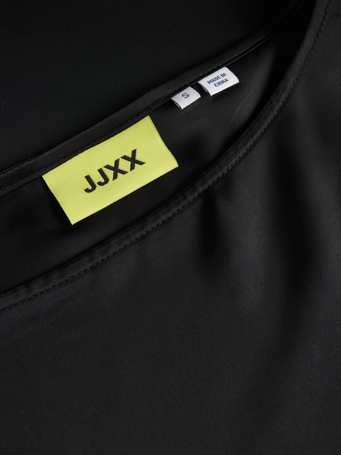 model_shot-detail
