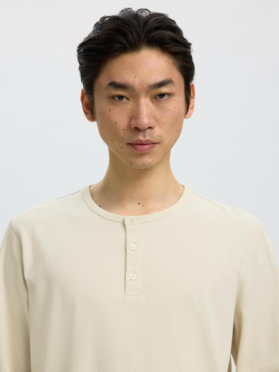 model_shot-detail