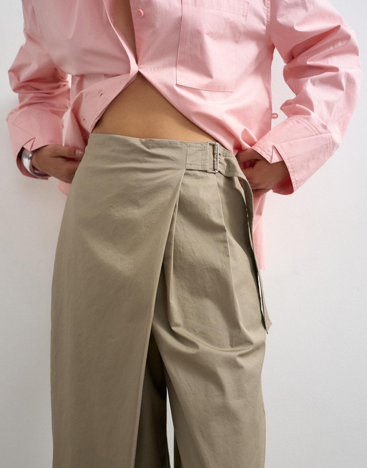 model_shot-front_full