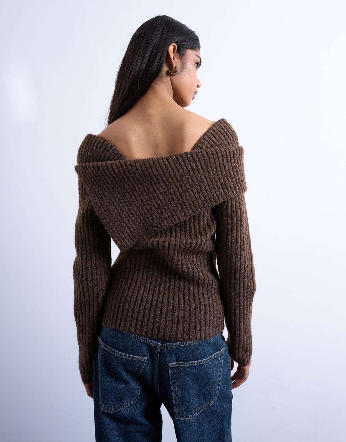 model_shot-back